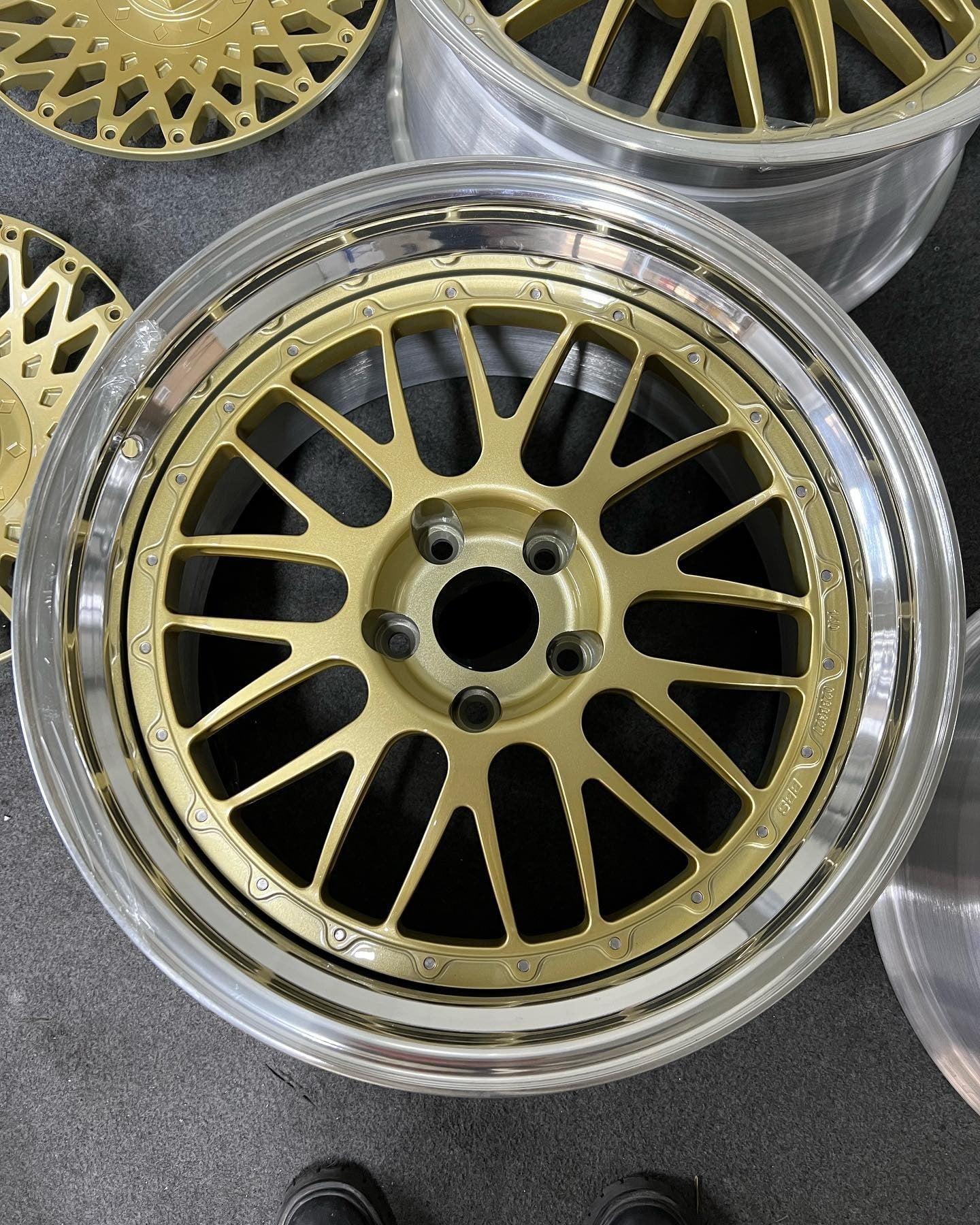 3-Piece FORGED WHEELS FOR BMW E46 3-series 1