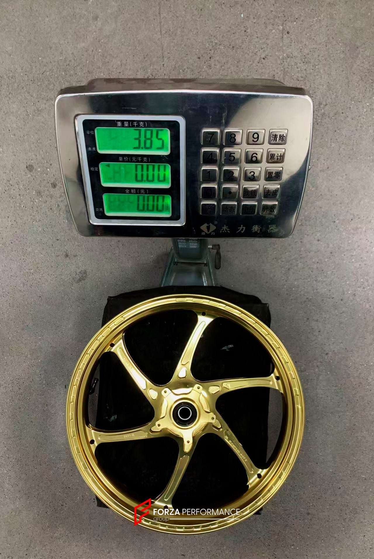 We manufacture premium quality forged motorcycle wheels rims for HONDA CB1300SP in any design, size, color.
Wheel sizes (motorcycle spec):
Front: 3.5 x 17
Rear: 5.5 x 17
Weight:
Front: 3.85 kg (8.49 lbs)
Rear: 4.95 kg (10.91 lbs)
Finishing: Gloss Gold
Forza Performance Group engineers and manufactures each forged motorcycle wheel individually per order. This ensures precise fitment, uncompromised strength, and unique styling. Whether for racing, touring, or daily use — our wheels are built for both