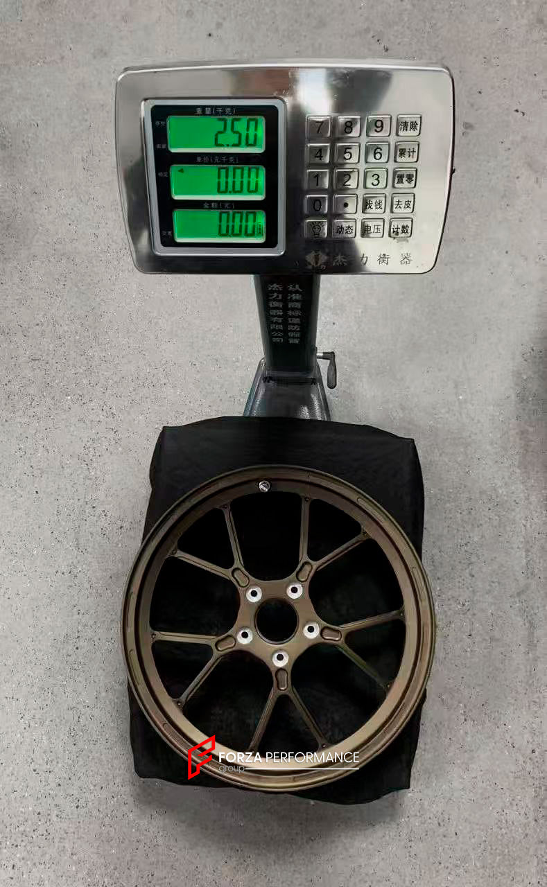 We manufacture premium quality forged motorcycle wheels rims for APRILIA SRMAX 125 300 250 HPE in any design, size, color.
Wheel sizes (motorcycle spec):
Front: 3.0 x 15
Rear: 4.0 x 14
Weight:
Front: 3.65 kg (8.05 lbs)
Rear: 2.5 kg (5.51 lbs)
Finishing: Satin Bronze
Forza Performance Group engineers and manufactures each forged motorcycle wheel individually per order. This ensures precise fitment, uncompromised strength, and unique styling. Whether for racing, touring, or daily use — our wheels are