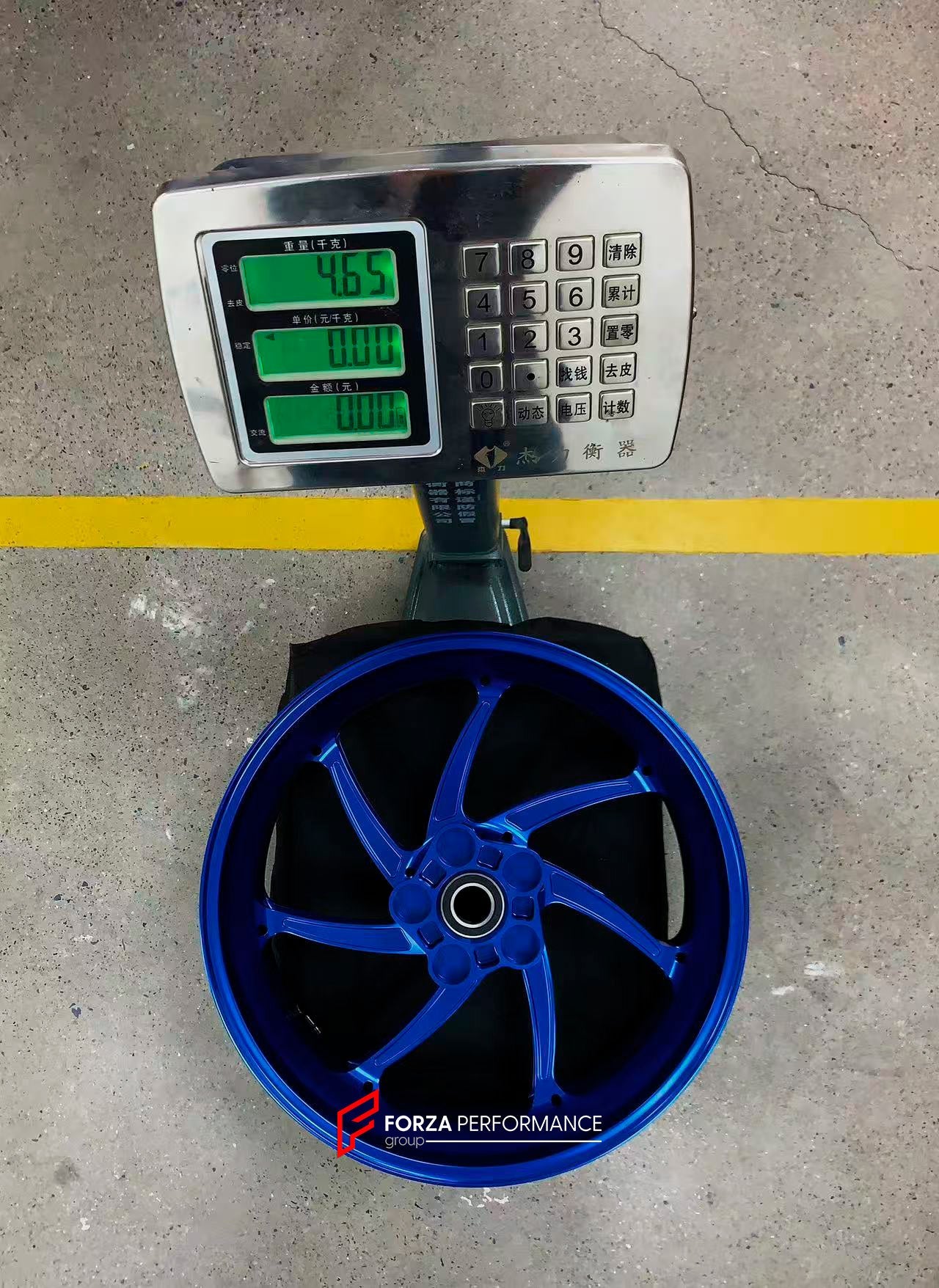 We manufacture premium quality forged motorcycle wheels rims for HONDA CBR1000RRR in any design, size, color.
Wheel sizes (motorcycle spec):
Front: 3.5 x 17
Rear: 6 x 17
Weight:
Front: 3.9 kg (8.6 lbs)
Rear: 4.65 kg (10.25 lbs)
Finishing: Gloss Blue
Forza Performance Group engineers and manufactures each forged motorcycle wheel individually per order. This ensures precise fitment, uncompromised strength, and unique styling. Whether for racing, touring, or daily use — our wheels are built for both pe