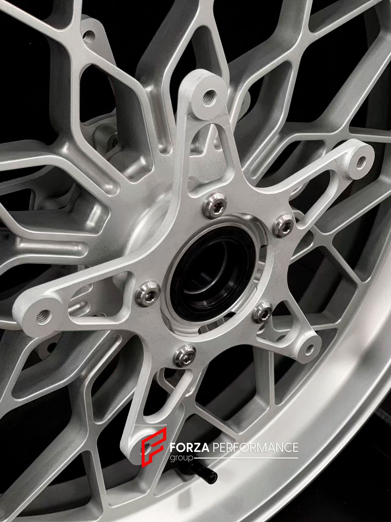 We manufacture premium quality forged motorcycle wheels rims for BMW R NINET PURE SPORT RACER in any design, size, color.
Wheel sizes (motorcycle spec):
Front: 3.5 x 17
Rear: 5.5 x 17
Weight:
Front: 4.7 kg (10.36 lbs)
Rear: 4.6 kg (10.41 lbs)
Finishing: Matt
Forza Performance Group engineers and manufactures each forged motorcycle wheel individually per order. This ensures precise fitment, uncompromised strength, and unique styling. Whether for racing, touring, or daily use — our wheels are built f