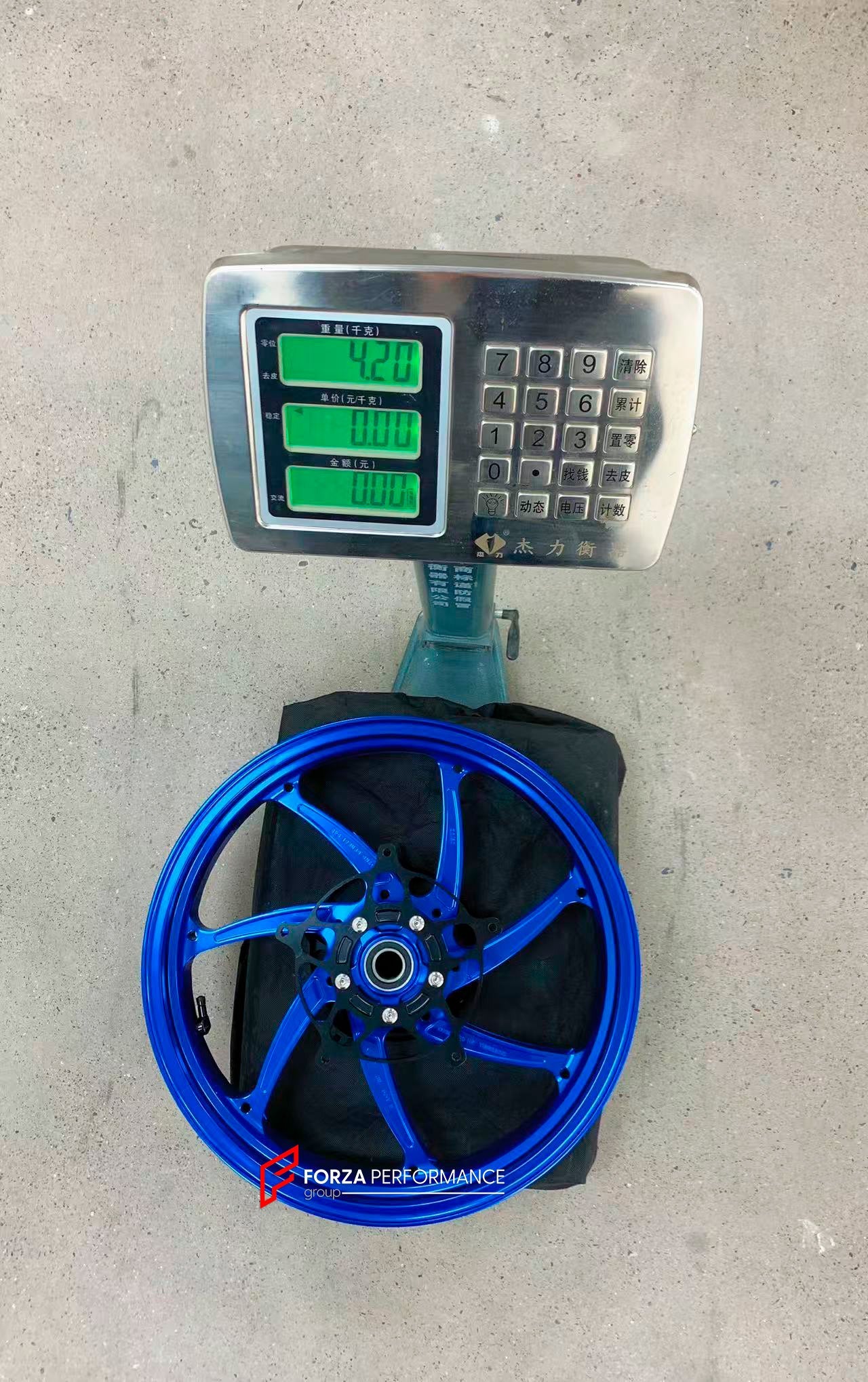 We manufacture premium quality forged motorcycle wheels rims for S1000RR M1000RR in any design, size, color.
Wheel sizes (motorcycle spec):
Front: 3.5 x 17
Rear: 6 x 17
Weight:
Front: 4.2 kg (9.26 lbs)
Rear: 4.4 kg (9.7 lbs)
Finishing: Gloss Blue
Forza Performance Group engineers and manufactures each forged motorcycle wheel individually per order. This ensures precise fitment, uncompromised strength, and unique styling. Whether for racing, touring, or daily use — our wheels are built for both perf