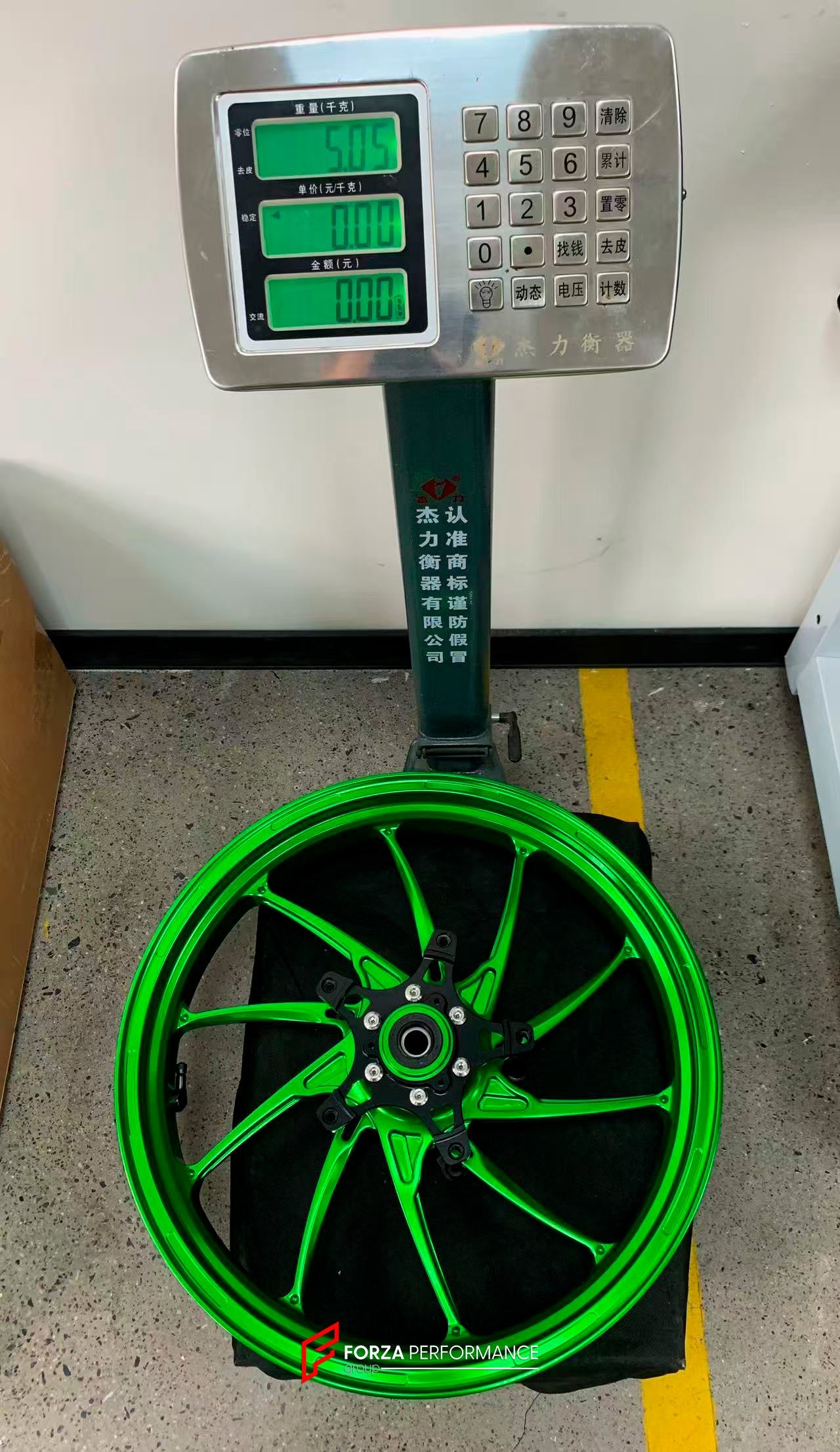 We manufacture premium quality forged motorcycle wheels rims for KAWASAKI ZX4R ZX4RSE in any design, size, color.
Wheel sizes (motorcycle spec):
Front: 3.5 x 17
Rear: 4.5 x 17
Weight:
Front: 5.05 kg (11.13 lbs)
Rear: 5.2 kg (11.46 lbs)
Finishing: Gloss Green
Forza Performance Group engineers and manufactures each forged motorcycle wheel individually per order. This ensures precise fitment, uncompromised strength, and unique styling. Whether for racing, touring, or daily use — our wheels are built f