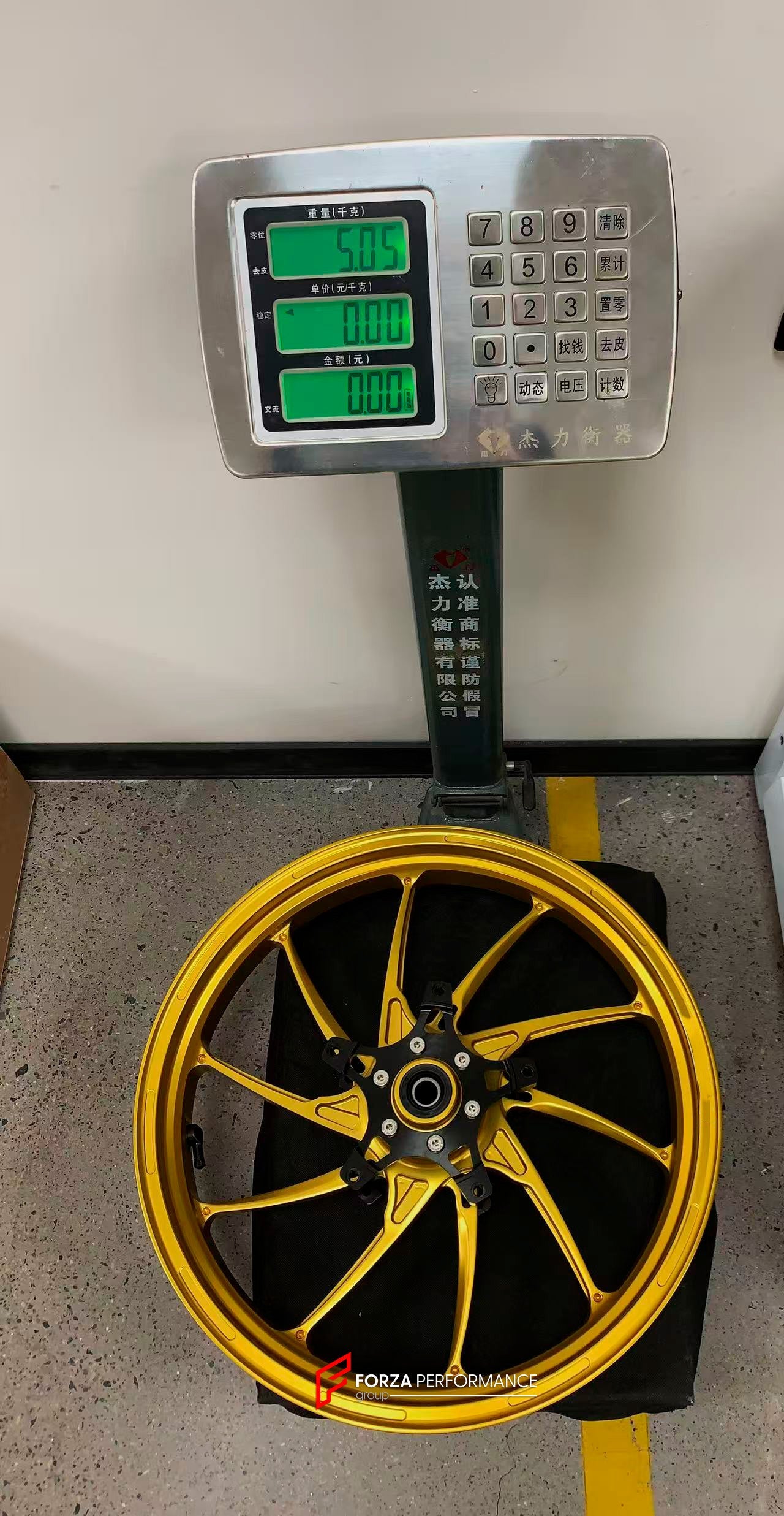 We manufacture premium quality forged motorcycle wheels rims for KAWASAKI ZX4R ZX4RSE in any design, size, color.
Wheel sizes (motorcycle spec):
Front: 3.5 x 17
Rear: 4.5 x 17
Weight:
Front: 5.05 kg (11.13 lbs)
Rear: 5.05 kg (11.13 lbs)
Finishing: Satin Gold
Forza Performance Group engineers and manufactures each forged motorcycle wheel individually per order. This ensures precise fitment, uncompromised strength, and unique styling. Whether for racing, touring, or daily use — our wheels are built f