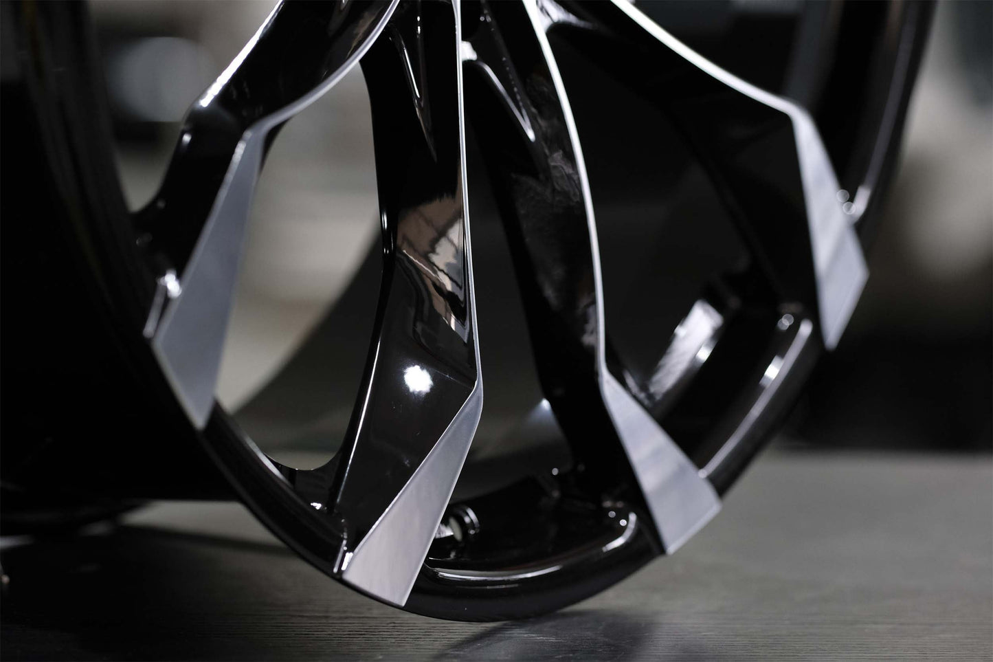 FORGED WHEELS for Ferrari F430, Ferrari 458, Ferrari F12, Ferrari 488, Ferrari F8, Ferrari FF, Ferrari California, Ferrari Roma F22