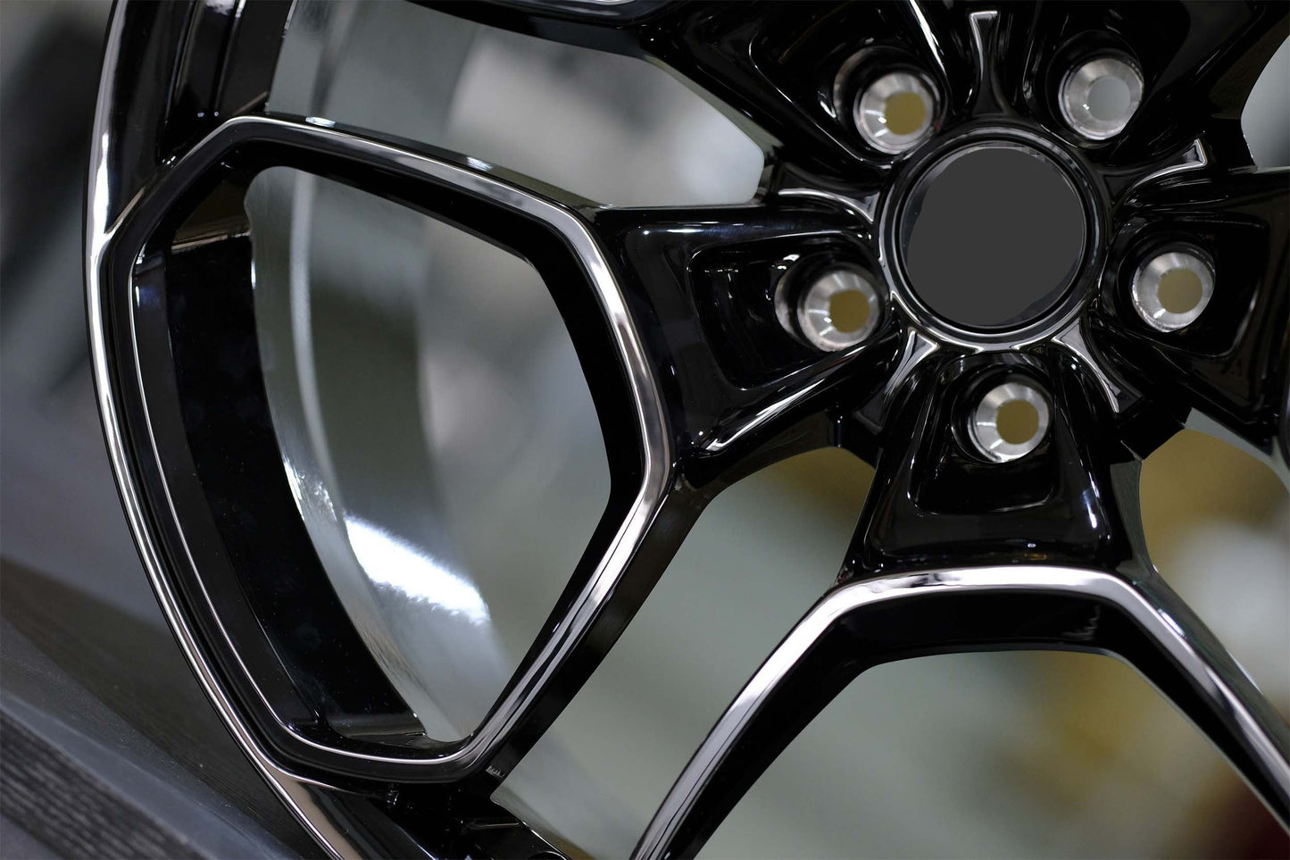 FORGED WHEELS for Lamborghini Urus, Huracán, Aventador, Murciélago, Gallardo L06