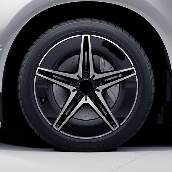 We manufacture premium quality forged wheels rims for Mercedes-benz EQC N293 2019+ in any design, size, color. Wheels size: Front 19 x 7,5 ET 32 Rear 19 x 8 ET 34 PCD: 5 x 112 CB: 66,6 Highlights: genuine Mercedes-AMG rims 5-double-spoke-wheel colour: black / glossy front Forged wheels can be produced in any wheel specs by your inquiries and we can provide our specs