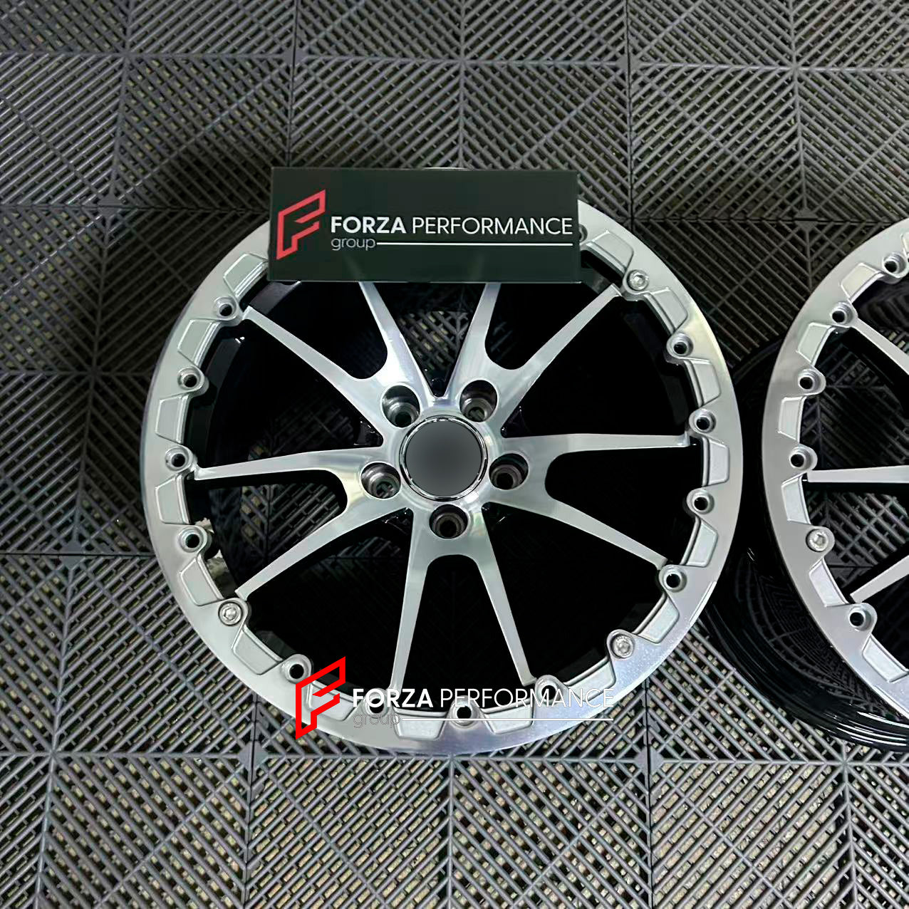 18 INCH BEADLOCK FORGED WHEELS RIMS for MERCEDES-BENZ E-CLASS W211 E55 2004 custom fit OEM C63 C205 WHEELS A2054017400 A2054017500 2054017400 A2054017400