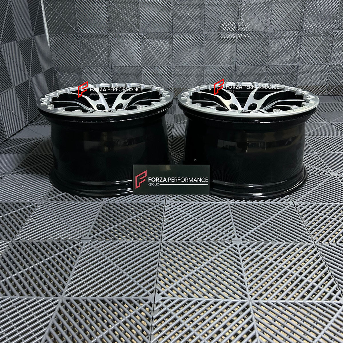 18 INCH BEADLOCK FORGED WHEELS RIMS for MERCEDES-BENZ E-CLASS W211 E55 2004 custom fit OEM C63 C205 WHEELS A2054017400 A2054017500 2054017400 A2054017400