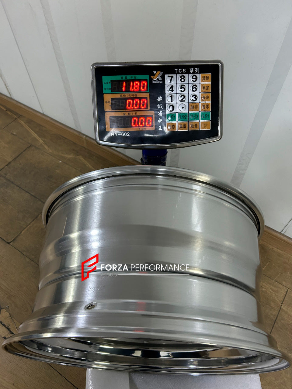 We manufacture premium quality forged wheels rims for MERCEDES BENZ SL600 R129 1999 in any design, size, color.

Wheels sizes:

Front: 9 x 8.5 ET 25

Rear: 19 x 9.5 ET 25

Weight:

Front: 11.2 kg (24.25 lbs)

Rear: 11.8 kg (24.25 lbs)

Finishing: Brushed Face with Polished Lip