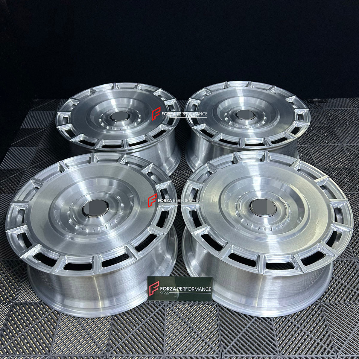 24 INCH FORGED WHEELS RIMS for LAND ROVER RANGE ROVER LWB L460 2025 custom fit VOSSEN UV7 WHEELS