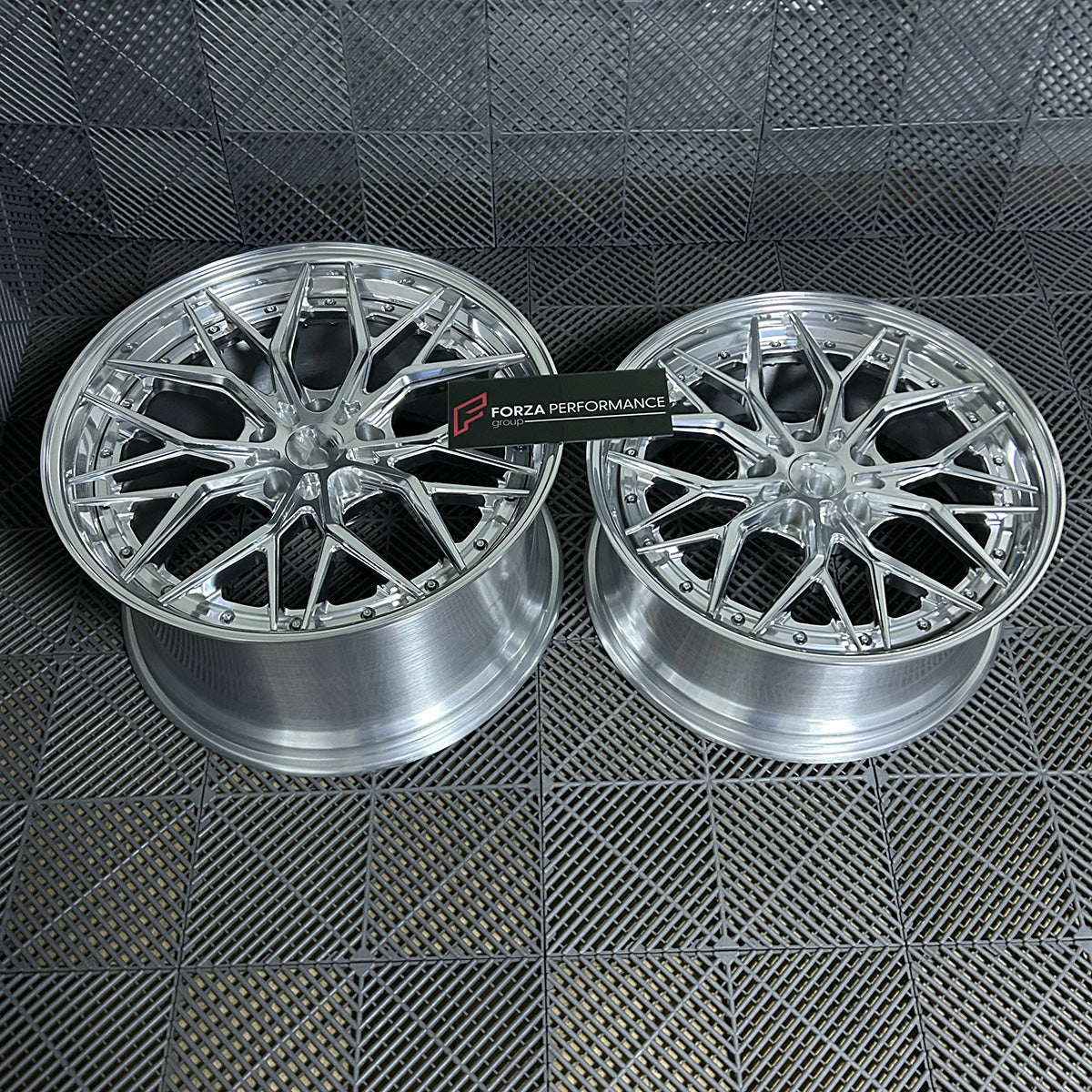 FORZA PERFORMANCE FORGED WHEELS WITH CARBON BARREL FOR ANY CAR custom fit
