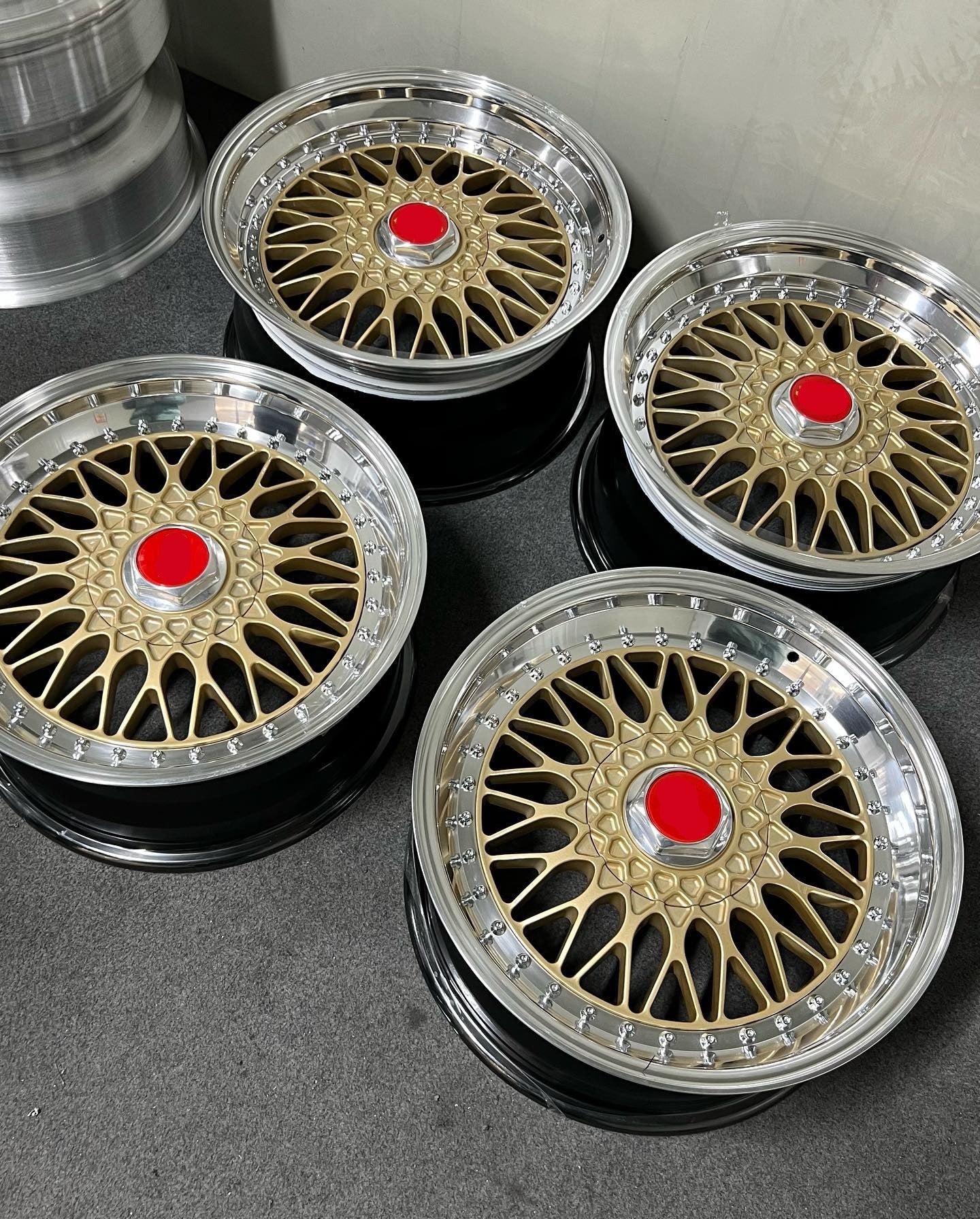 3-Piece FORGED WHEELS FOR BMW E46 3-series 1