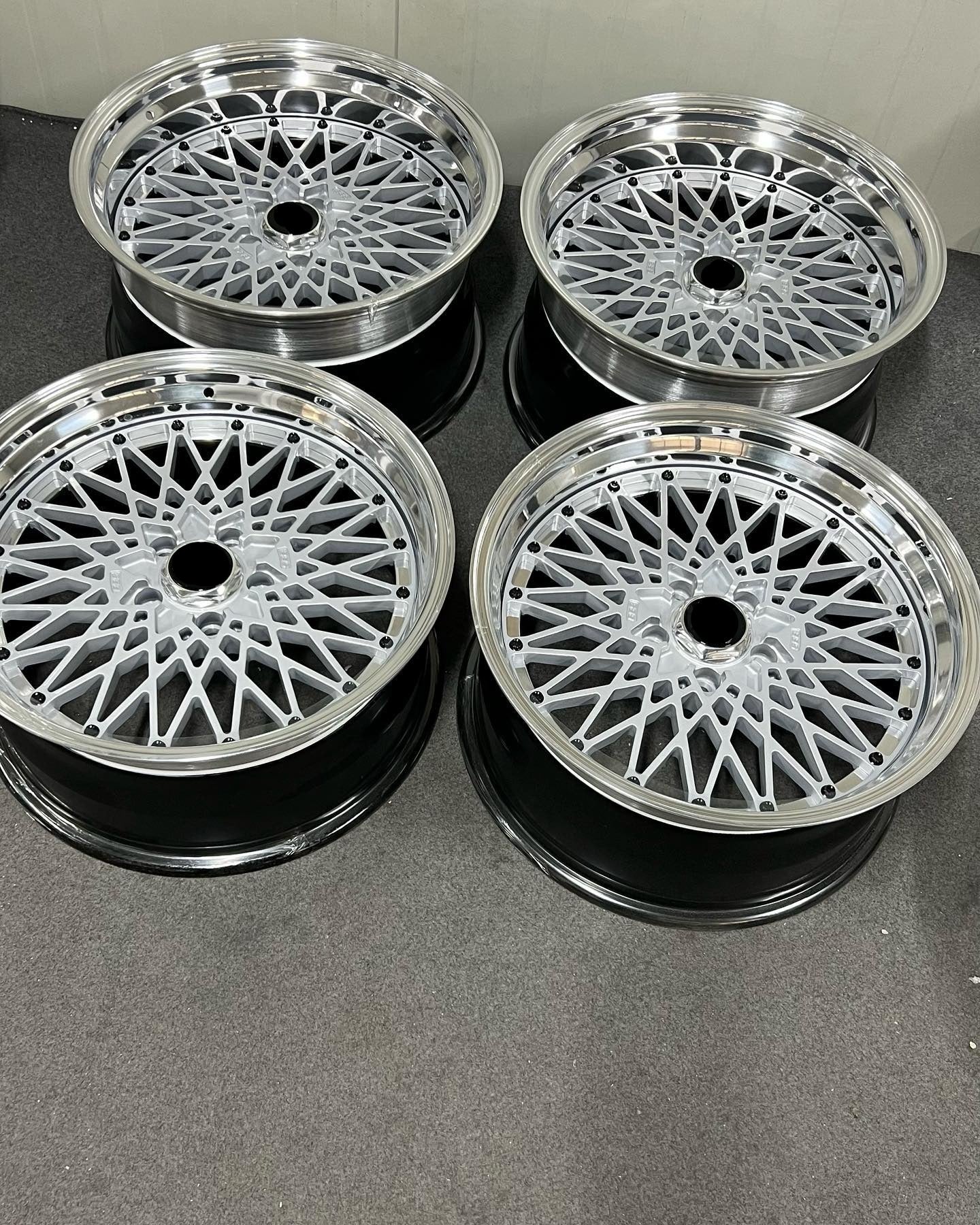 3-Piece FORGED WHEELS FOR PORSCHE 911 964