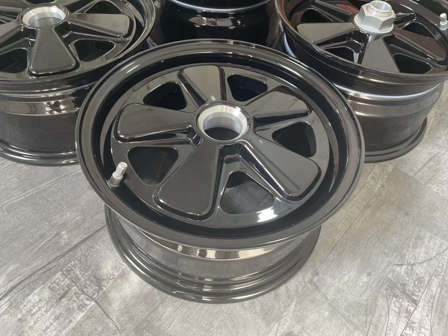 3-Piece FORGED WHEELS FOR PORSCHE 911 930 964 STINGER