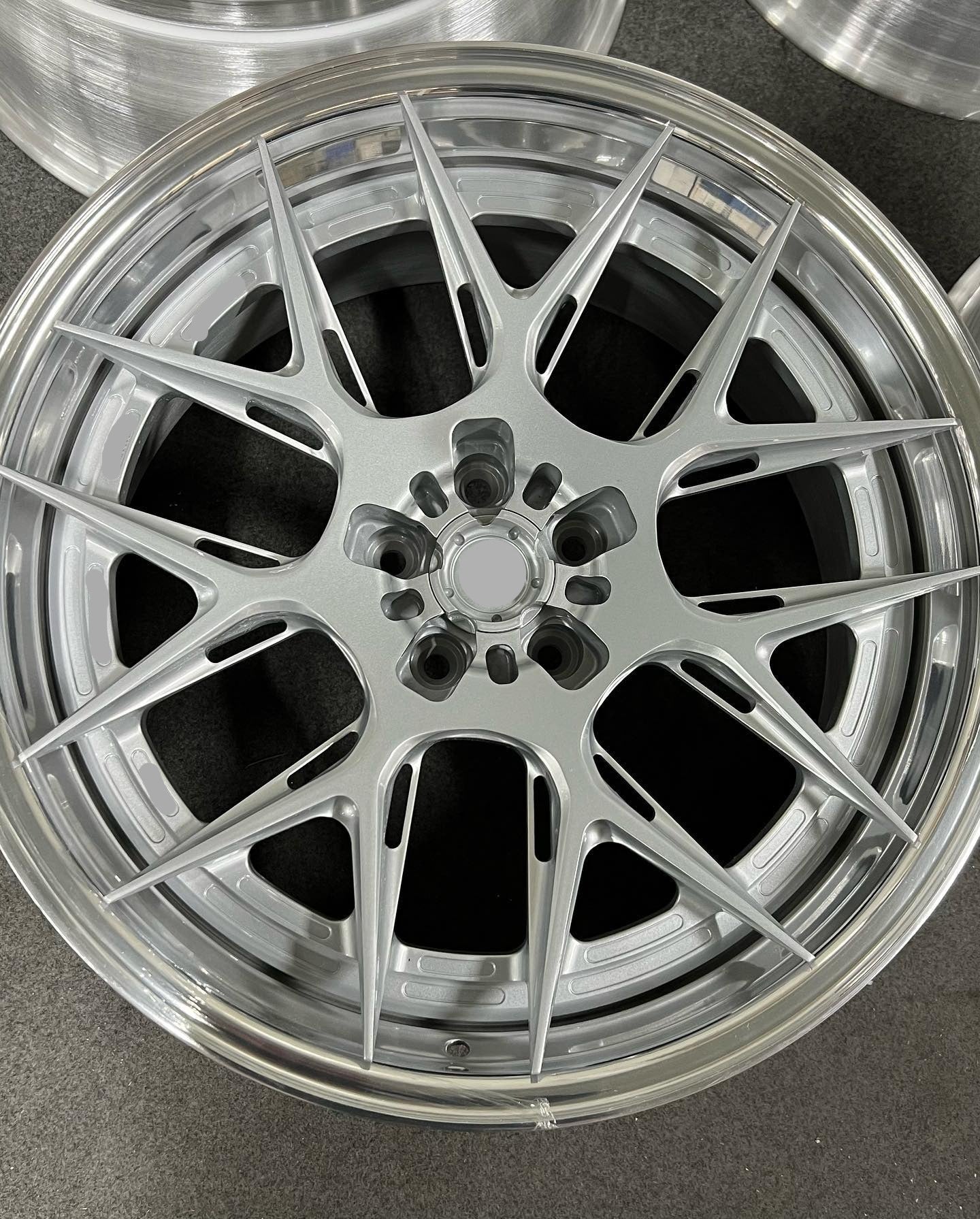 3-Piece FORGED WHEELS FOR PORSCHE 911 997