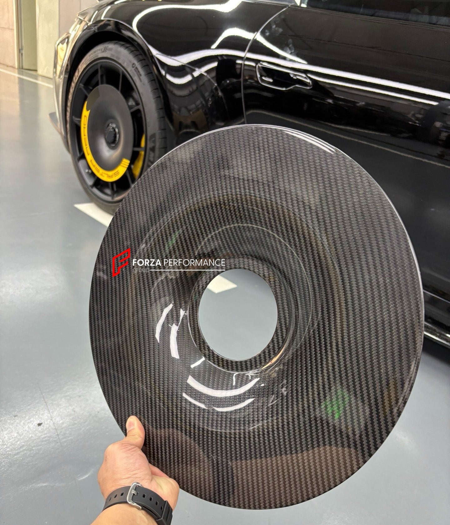 CARBON FIBER AERO DISCS for PORSCHE 991 991.2 GT3

Set includes:

Aero Discs

Material: Dry Carbon

NOTE: Professional installation is required
