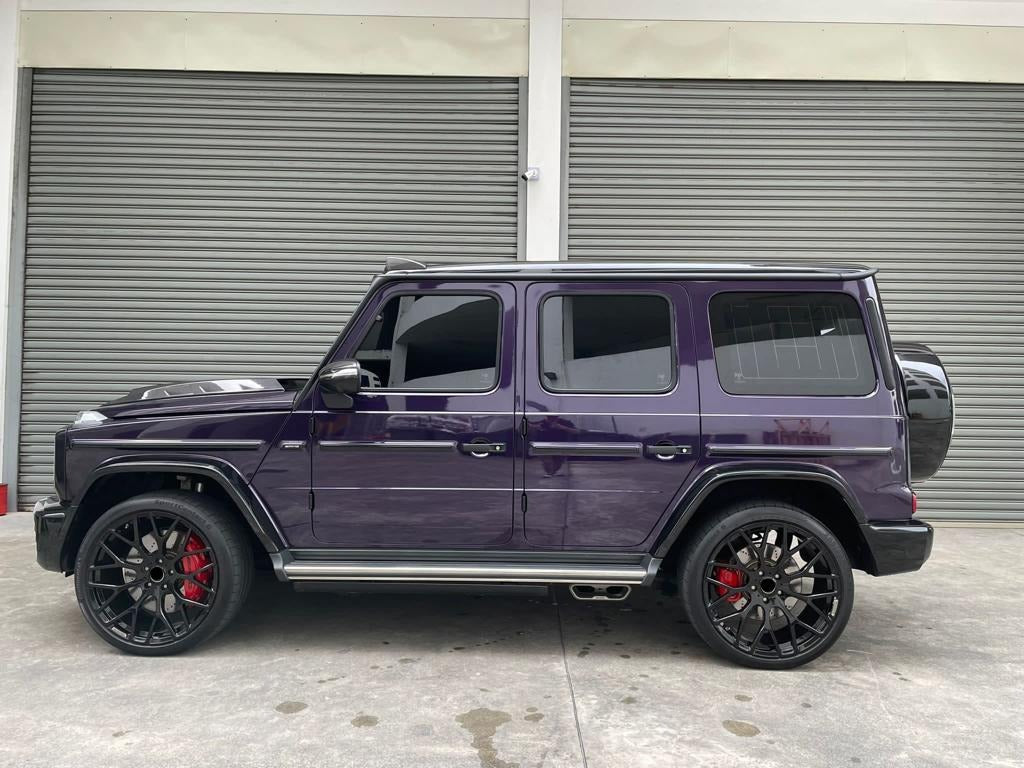 MONOBLOCK WHEELS We produced premium quality forged wheels rims for  MERCEDES BENZ G CLASS G63 G500  Our wheels sizes:   Front 24 x 10 ET 20  Rear 24 x 10 ET 20  Finishing: Glossy Black  Forged wheels can be produced in any wheel specs by your inquiries and we can provide our specs