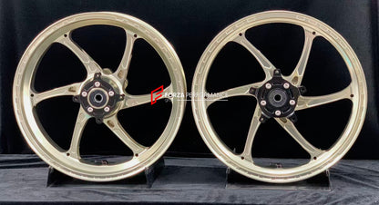 We manufacture premium quality forged motorcycle wheels rims for CFMOTO 450SR in any design, size, color.

Wheel sizes (motorcycle spec):

Front: 3.0 x 17

Rear: 4.0 x 17

Weight:

Front: 3.5 kg (7.72 lbs)

Rear: 4.55 kg (10.03 lbs)


Finishing: Gloss Bronze

Forza Performance Group engineers and manufactures each forged motorcycle wheel individually per order. This ensures precise fitment, uncompromised strength, and unique styling. Whether for racing, touring, or daily use — our wheels are built for both 