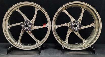 We manufacture premium quality forged motorcycle wheels rims for HONDA CBR1000RRR in any design, size, color.

Wheel sizes (motorcycle spec):

Front: 3.5 x 17

Rear: 6 x 17

Weight:

Front: 3.5 kg (7.72 lbs)

Rear: 4.5 kg (9.92 lbs)


Finishing: Gloss Bronze

Forza Performance Group engineers and manufactures each forged motorcycle wheel individually per order. This ensures precise fitment, uncompromised strength, and unique styling. Whether for racing, touring, or daily use — our wheels are built for both 