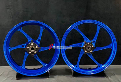 We manufacture premium quality forged motorcycle wheels rims for HONDA CB1300SP in any design, size, color.

Wheel sizes (motorcycle spec):

Front: 3.5 x 17

Rear: 5.5 x 17

Weight:

Front: 3.6 kg (7.94 lbs)

Rear: 4.8 kg (10.58 lbs)


Finishing: Gloss Blue

Forza Performance Group engineers and manufactures each forged motorcycle wheel individually per order. This ensures precise fitment, uncompromised strength, and unique styling. Whether for racing, touring, or daily use — our wheels are built for both p