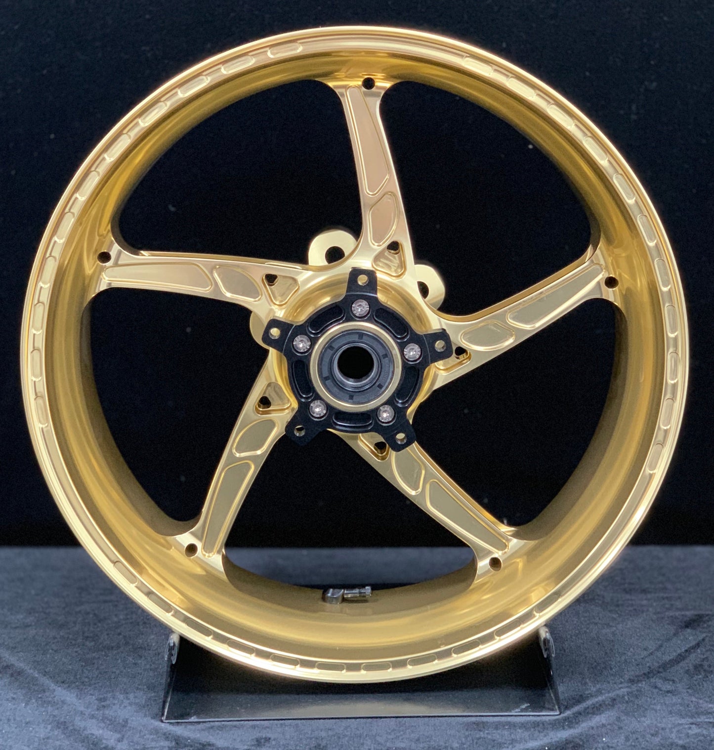 We manufacture premium quality forged motorcycle wheels rims for APRILIA RSV4 1100 1110 FACTORY in any design, size, color.

Wheel sizes (motorcycle spec):

Front: 3.5 x 17

Rear: 6.0 x 17

Weight:

Front: 3.45 kg (7.6 lbs)

Rear: 5.4 kg (11.9 lbs)


Finishing: Gloss Gold

Forza Performance Group engineers and manufactures each forged motorcycle wheel individually per order. This ensures precise fitment, uncompromised strength, and unique styling. Whether for racing, touring, or daily use — our wheels are b