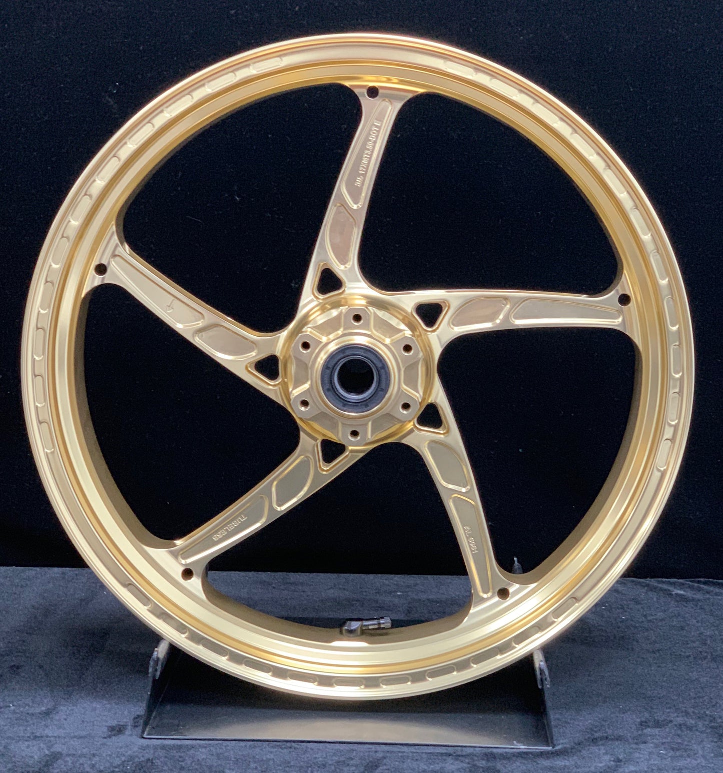 We manufacture premium quality forged motorcycle wheels rims for APRILIA RSV4 1100 1110 FACTORY in any design, size, color.

Wheel sizes (motorcycle spec):

Front: 3.5 x 17

Rear: 6.0 x 17

Weight:

Front: 3.45 kg (7.6 lbs)

Rear: 5.4 kg (11.9 lbs)


Finishing: Gloss Gold

Forza Performance Group engineers and manufactures each forged motorcycle wheel individually per order. This ensures precise fitment, uncompromised strength, and unique styling. Whether for racing, touring, or daily use — our wheels are b