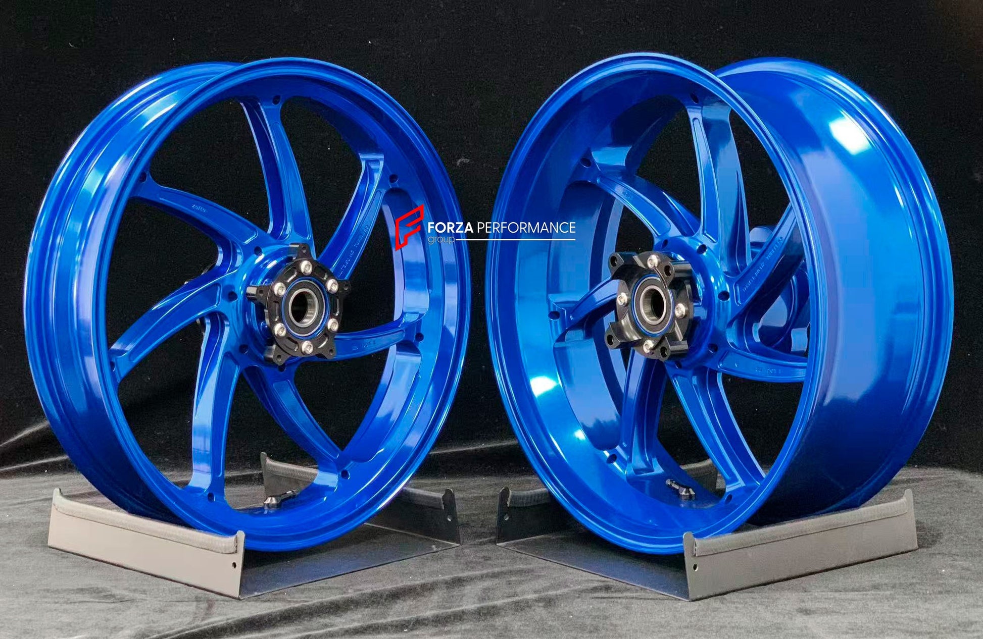 We manufacture premium quality forged motorcycle wheels rims for HONDA CBR1000RRR in any design, size, color.

Wheel sizes (motorcycle spec):

Front: 3.5 x 17

Rear: 6 x 17

Weight:

Front: 3.9 kg (8.6 lbs)

Rear: 4.65 kg (10.25 lbs)

Finishing: Gloss Blue

Forza Performance Group engineers and manufactures each forged motorcycle wheel individually per order. This ensures precise fitment, uncompromised strength, and unique styling. Whether for racing, touring, or daily use — our wheels are built for both pe
