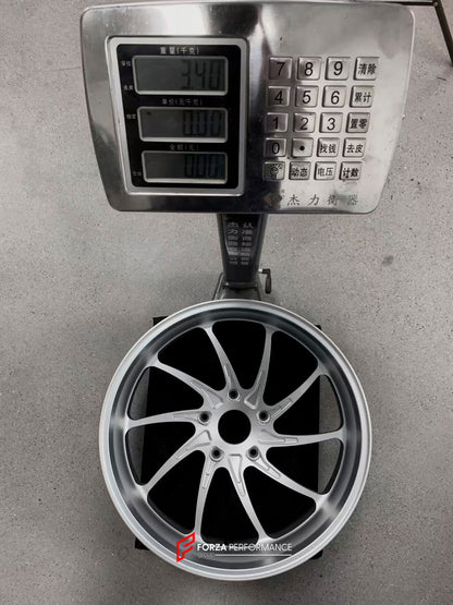 We manufacture premium quality forged motorcycle wheels rims for BMW R 1250 RT in any design, size, color.

Wheel sizes (motorcycle spec):

Front: 3.5 x 17

Rear: 5.5 x 17

Weight:

Front:&nbsp;3.85 kg (8.49 lbs)

Rear: 3.4 kg (7.5 lbs)


Finishing: Silver

Forza Performance Group engineers and manufactures each forged motorcycle wheel individually per order. This ensures precise fitment, uncompromised strength, and unique styling. Whether for racing, touring, or daily use — our wheels are built for bo