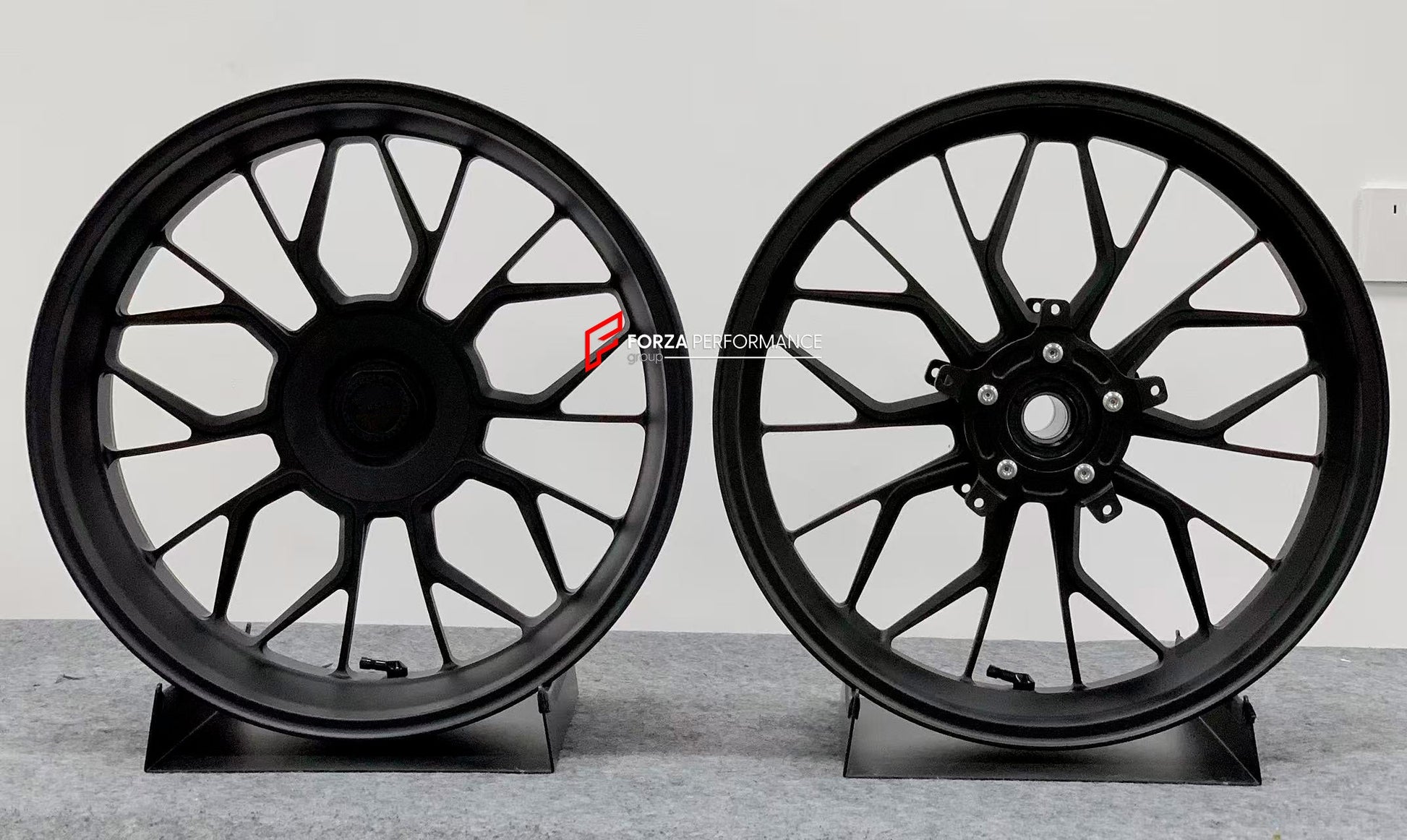 We manufacture premium quality forged motorcycle wheels rims for BMW R NINET PURE SPORT RACER in any design, size, color.

Wheel sizes (motorcycle spec):

Front: 3.5 x 17

Rear: 5.5 x 17

Weight:

Front: 4.3 kg (9.48 lbs)

Rear: 4.65 kg (10.25 lbs)


Finishing: Matt Black

Forza Performance Group engineers and manufactures each forged motorcycle wheel individually per order. This ensures precise fitment, uncompromised strength, and unique styling. Whether for racing, touring, or daily use — our wheels are b