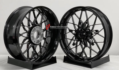 We manufacture premium quality forged motorcycle wheels rims for BMW R 1250 RT in any design, size, color.

Wheel sizes (motorcycle spec):

Front: 3.5 x 17

Rear: 5.5 x 17

Weight:

Front: 4.7 kg (10.36 lbs)

Rear: 4.55 kg (10.03 lbs)


Finishing: Satin Black

Forza Performance Group engineers and manufactures each forged motorcycle wheel individually per order. This ensures precise fitment, uncompromised strength, and unique styling. Whether for racing, touring, or daily use — our wheels are built for both