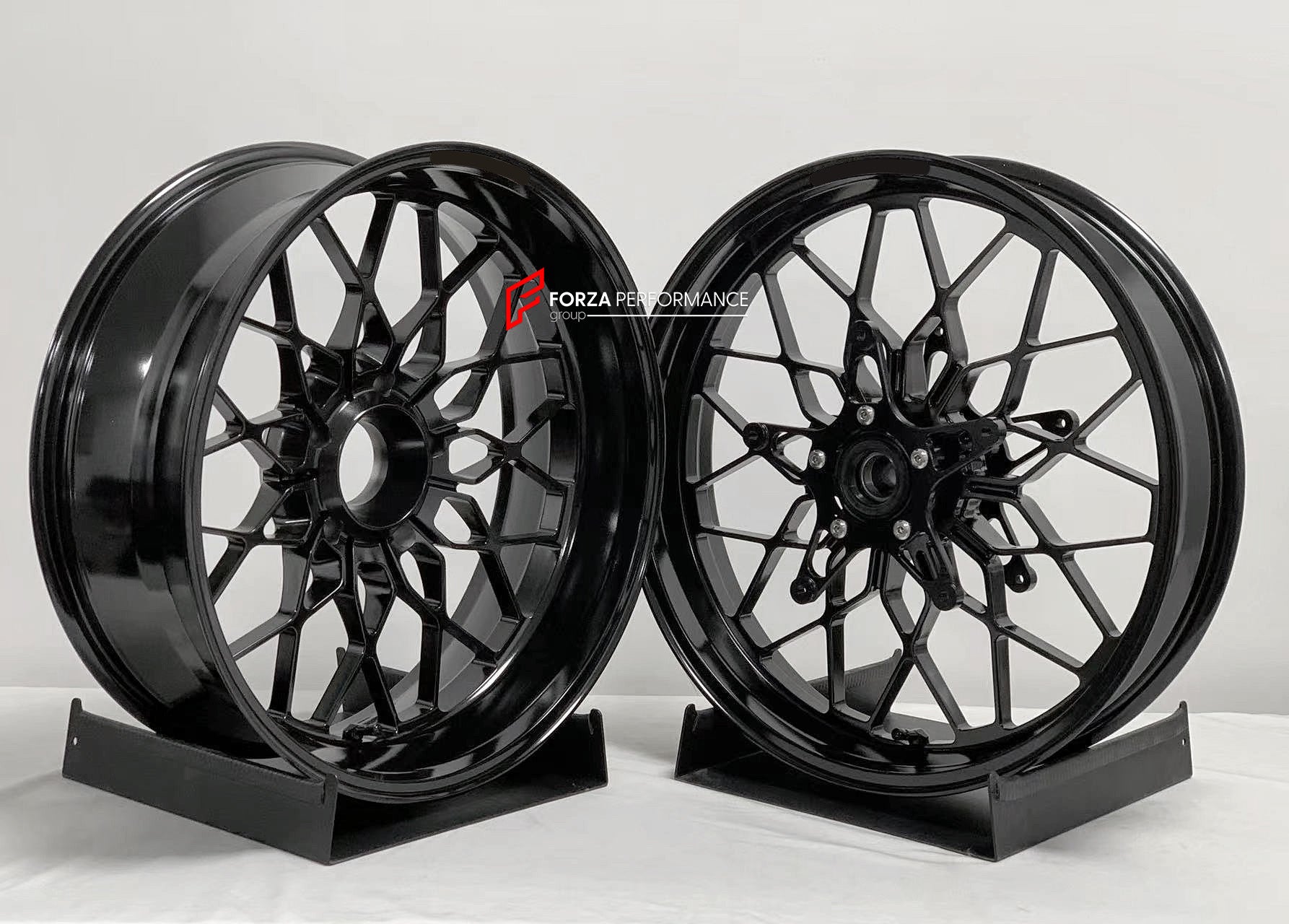 We manufacture premium quality forged motorcycle wheels rims for BMW R 1250 RT in any design, size, color.

Wheel sizes (motorcycle spec):

Front: 3.5 x 17

Rear: 5.5 x 17

Weight:

Front: 4.7 kg (10.36 lbs)

Rear: 4.55 kg (10.03 lbs)


Finishing: Satin Black

Forza Performance Group engineers and manufactures each forged motorcycle wheel individually per order. This ensures precise fitment, uncompromised strength, and unique styling. Whether for racing, touring, or daily use — our wheels are built for both