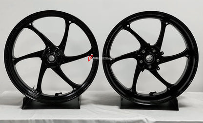 We manufacture premium quality forged motorcycle wheels rims for S1000RR M1000RR in any design, size, color.

Wheel sizes (motorcycle spec):

Front: 3.5 x 17

Rear: 6 x 17

Weight:

Front: 3.25 kg (7.16 lbs)

Rear: 4.5 kg (9.92 lbs)


Finishing: Satin Black

Forza Performance Group engineers and manufactures each forged motorcycle wheel individually per order. This ensures precise fitment, uncompromised strength, and unique styling. Whether for racing, touring, or daily use — our wheels are built for both p