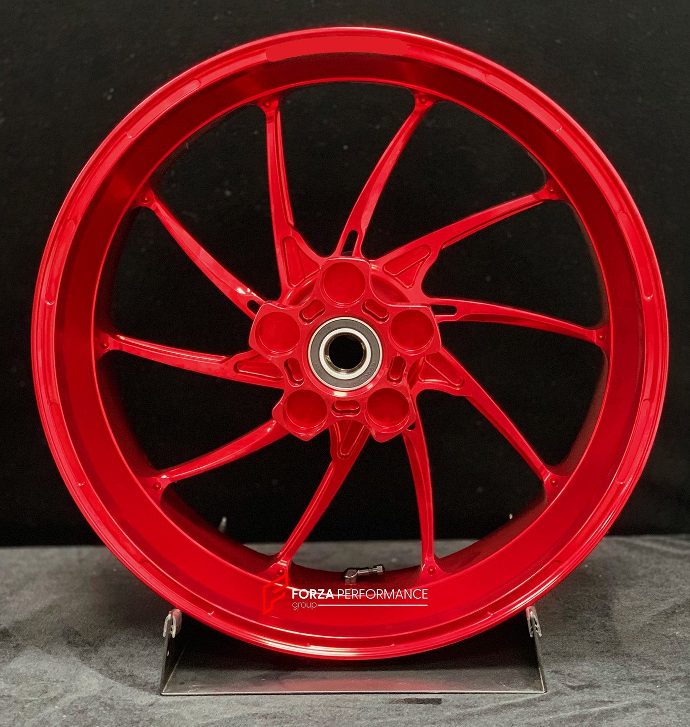 We manufacture premium quality forged motorcycle wheels rims for DUCATI PANIGALE V4 V4S V4R V4 SP2 in any design, size, color.

Wheel sizes (motorcycle spec):

Front: 3.5 x 17

Rear: 6 x 17

Weight:

Front: 4.05 kg (8.93 lbs)

Rear: 5.4 kg (11.9 lbs)


Finishing: Gloss Red

Forza Performance Group engineers and manufactures each forged motorcycle wheel individually per order. This ensures precise fitment, uncompromised strength, and unique styling. Whether for racing, touring, or daily use — our wheels are 