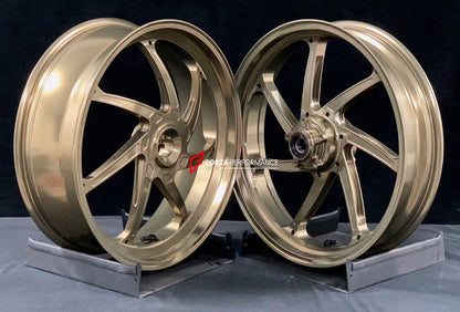 We manufacture premium quality forged motorcycle wheels rims for DUCATI PANIGALE V4 V4S V4R V4 SP2 in any design, size, color.

Wheel sizes (motorcycle spec):

Front: 3.5 x 17

Rear: 6 x 17

Weight:

Front: 3.85 kg (8.49 lbs)

Rear: 4.2 kg (9.26 lbs)


Finishing: Satin Light Gold

Forza Performance Group engineers and manufactures each forged motorcycle wheel individually per order. This ensures precise fitment, uncompromised strength, and unique styling. Whether for racing, touring, or daily use — our whee
