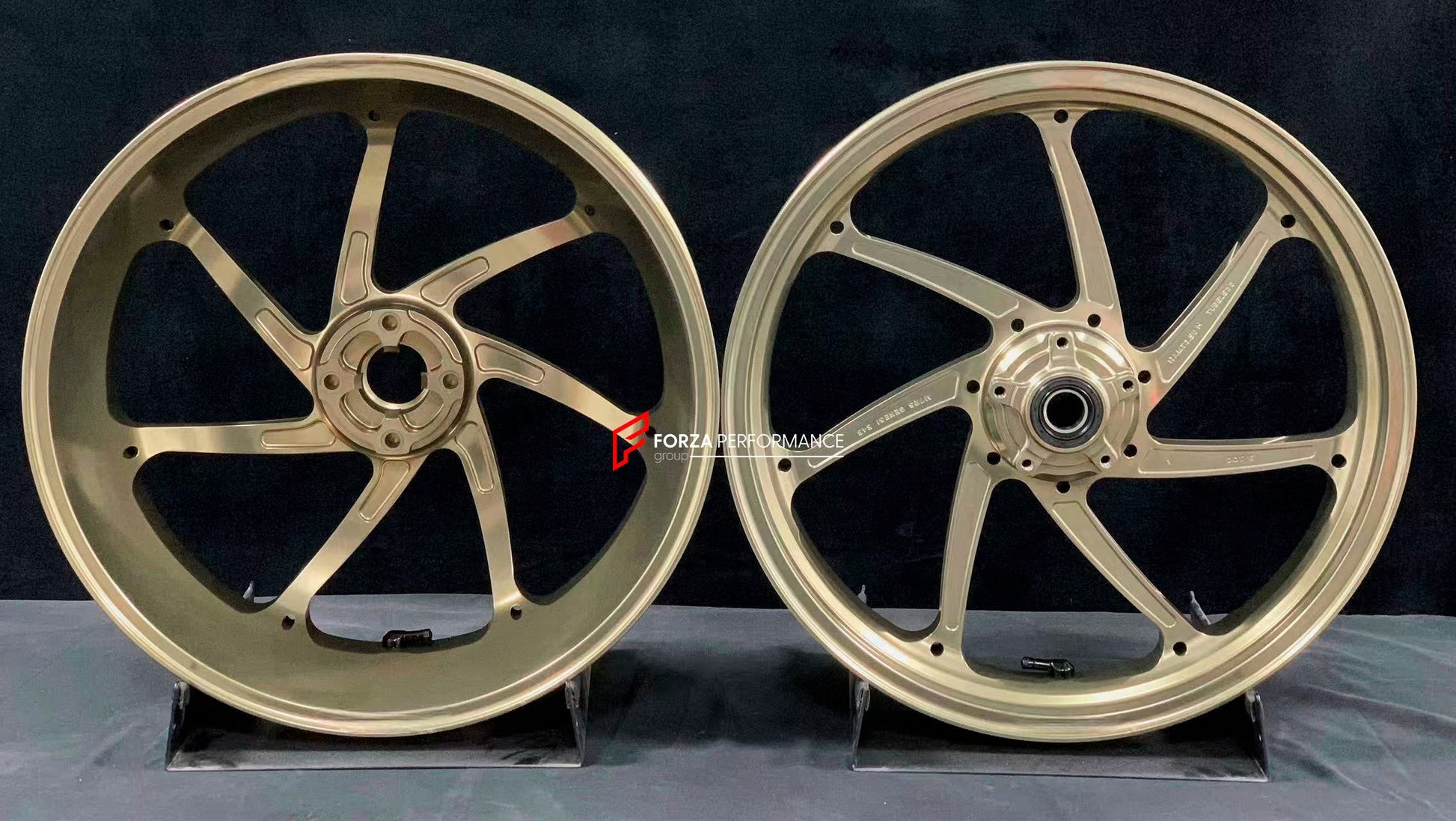 We manufacture premium quality forged motorcycle wheels rims for DUCATI PANIGALE V4 V4S V4R V4 SP2 in any design, size, color.

Wheel sizes (motorcycle spec):

Front: 3.5 x 17

Rear: 6 x 17

Weight:

Front: 3.85 kg (8.49 lbs)

Rear: 4.2 kg (9.26 lbs)


Finishing: Satin Light Gold

Forza Performance Group engineers and manufactures each forged motorcycle wheel individually per order. This ensures precise fitment, uncompromised strength, and unique styling. Whether for racing, touring, or daily use — our whee
