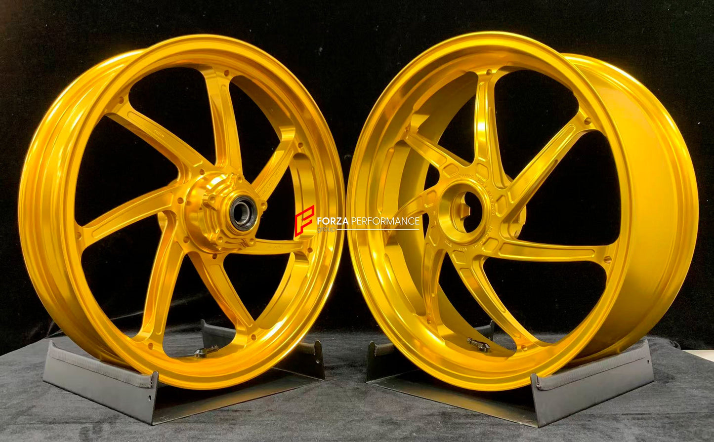 We manufacture premium quality forged motorcycle wheels rims for DUCATI PANIGALE V4 V4S V4R V4 SP2 in any design, size, color.

Wheel sizes (motorcycle spec):

Front: 3.5 x 17

Rear: 6 x 17

Weight:

Front: 3.95 kg (8.71 lbs)

Rear: 3.7 kg (8.16 lbs)


Finishing: Satin Gold

Forza Performance Group engineers and manufactures each forged motorcycle wheel individually per order. This ensures precise fitment, uncompromised strength, and unique styling. Whether for racing, touring, or daily use — our wheels are