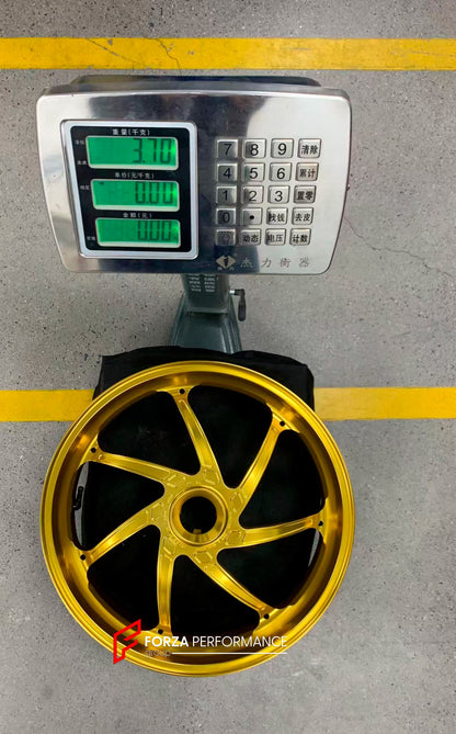 We manufacture premium quality forged motorcycle wheels rims for DUCATI PANIGALE V4 V4S V4R V4 SP2 in any design, size, color.

Wheel sizes (motorcycle spec):

Front: 3.5 x 17

Rear: 6 x 17

Weight:

Front: 3.95 kg (8.71 lbs)

Rear: 3.7 kg (8.16 lbs)


Finishing: Satin Gold

Forza Performance Group engineers and manufactures each forged motorcycle wheel individually per order. This ensures precise fitment, uncompromised strength, and unique styling. Whether for racing, touring, or daily use — our wheels are
