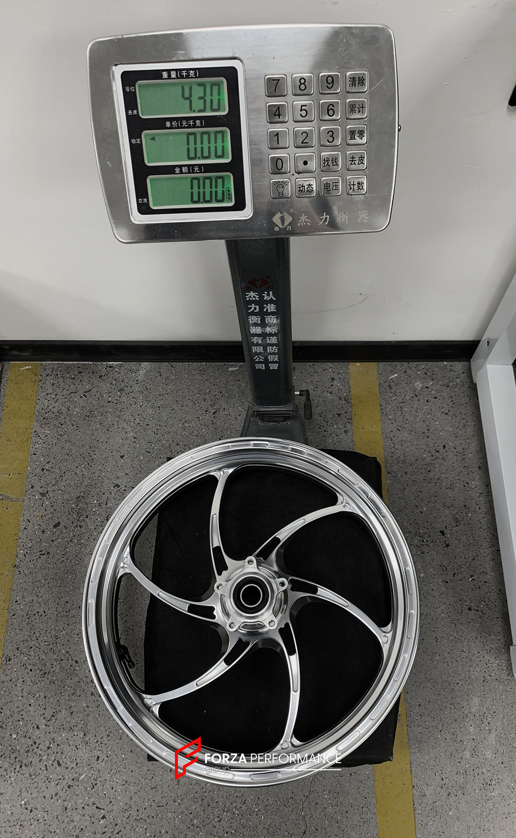 We manufacture premium quality forged motorcycle wheels rims for DUCATI PANIGALE V4 V4S V4R V4 SP2 in any design, size, color.

Wheel sizes (motorcycle spec):

Front: 3.5 x 17

Rear: 6 x 17

Weight:

Front: 4.15 kg (9.15 lbs)

Rear: 4.3 kg (9.48 lbs)


Finishing: Polished

Forza Performance Group engineers and manufactures each forged motorcycle wheel individually per order. This ensures precise fitment, uncompromised strength, and unique styling. Whether for racing, touring, or daily use — our wheels are b