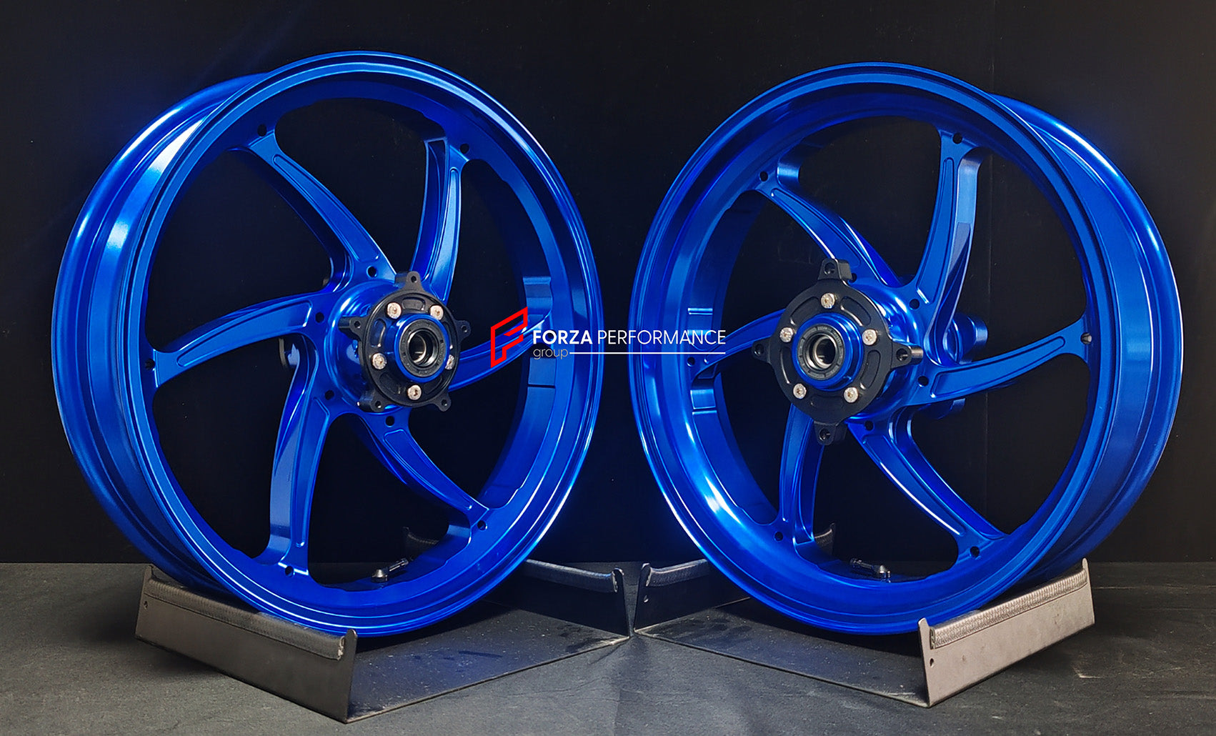 We manufacture premium quality forged motorcycle wheels rims for HONDA FORZA 750 in any design, size, color.

Wheel sizes (motorcycle spec):

Front: 3.5 x 17

Rear: 4.5 x 17

Weight:

Front: 3.85 kg (8.49 lbs)

Rear: 4.16 kg (9.17 lbs)


Finishing: Gloss Blue

Forza Performance Group engineers and manufactures each forged motorcycle wheel individually per order. This ensures precise fitment, uncompromised strength, and unique styling. Whether for racing, touring, or daily use — our wheels are built for both