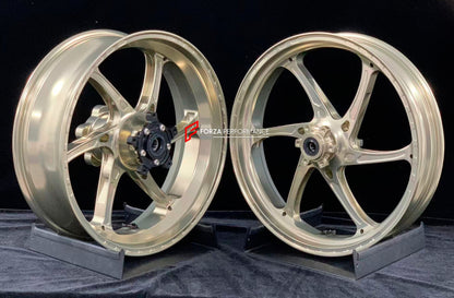 We manufacture premium quality forged motorcycle wheels rims for APRILIA RS660 in any design, size, color.

Wheel sizes (motorcycle spec):

Front: 3.5 x 17

Rear: 5.5 x 17

Weight:

Front: 3.75 kg (8.27 lbs)

Rear: 4.55 kg (10.03 lbs)


Finishing: Gloss Bronze

Forza Performance Group engineers and manufactures each forged motorcycle wheel individually per order. This ensures precise fitment, uncompromised strength, and unique styling. Whether for racing, touring, or daily use — our wheels are built for bot
