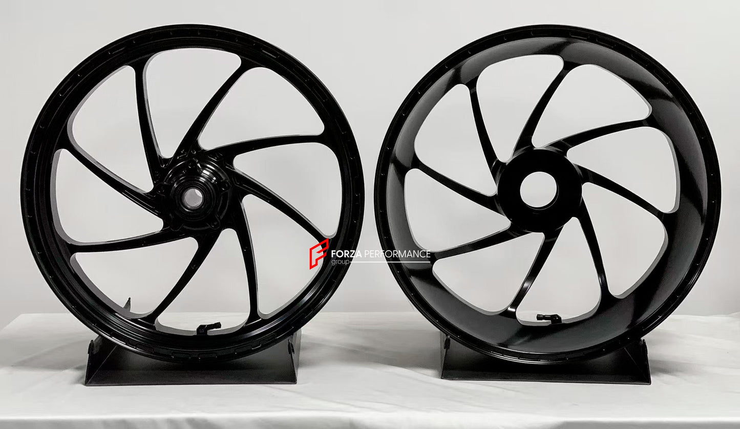 We manufacture premium quality forged motorcycle wheels rims for DUCATI PANIGALE V4 V4S V4R V4 SP2 in any design, size, color.

Wheel sizes (motorcycle spec):

Front: 3.5 x 17

Rear: 6 x 17

Weight:

Front: 4.1 kg (9.04 lbs)

Rear: 3.75 kg (8.27 lbs)


Finishing: Satin Black

Forza Performance Group engineers and manufactures each forged motorcycle wheel individually per order. This ensures precise fitment, uncompromised strength, and unique styling. Whether for racing, touring, or daily use — our wheels ar
