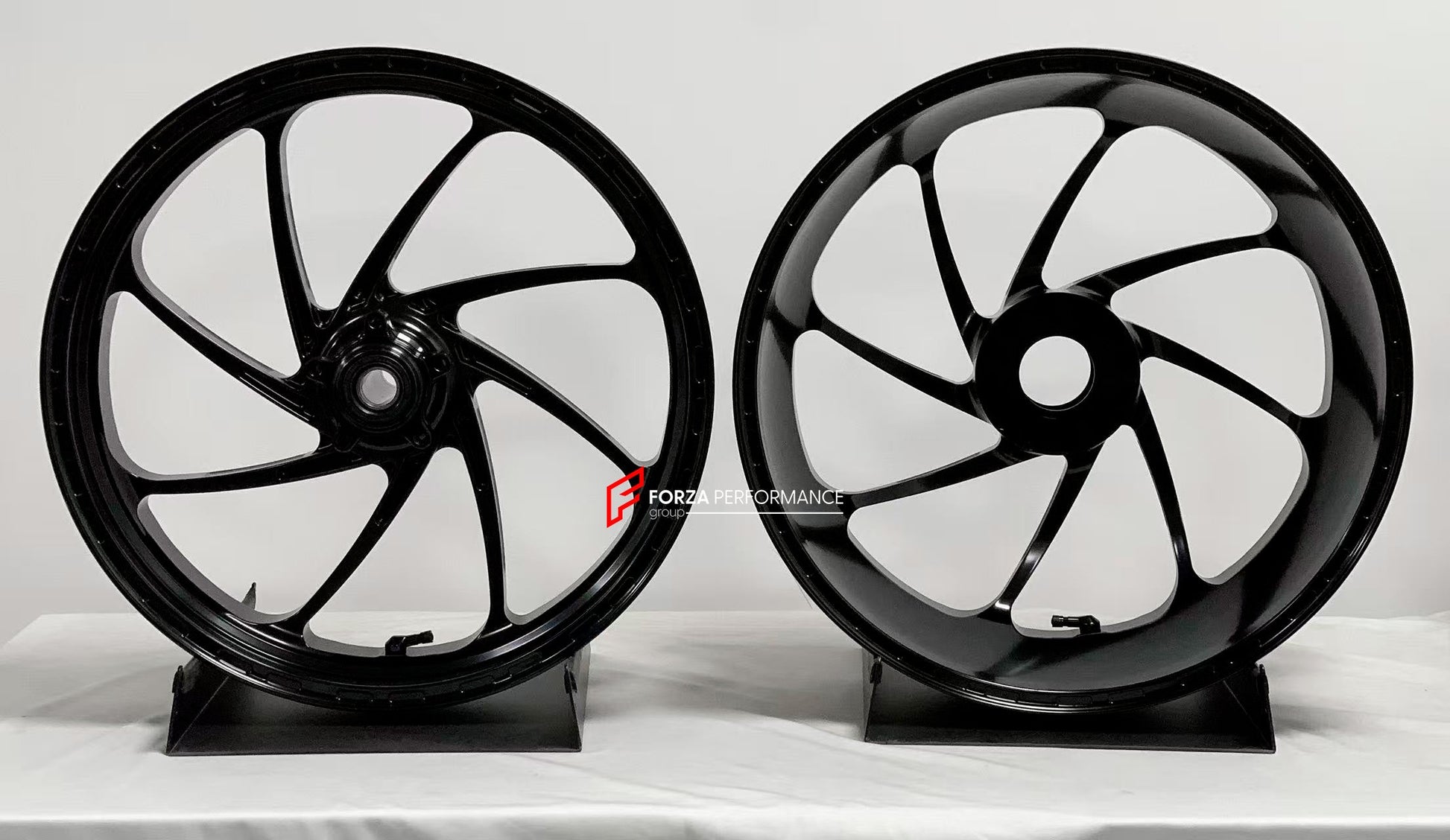 We manufacture premium quality forged motorcycle wheels rims for DUCATI PANIGALE V4 V4S V4R V4 SP2 in any design, size, color.

Wheel sizes (motorcycle spec):

Front: 3.5 x 17

Rear: 6 x 17

Weight:

Front: 4.1 kg (9.04 lbs)

Rear: 3.75 kg (8.27 lbs)


Finishing: Satin Black

Forza Performance Group engineers and manufactures each forged motorcycle wheel individually per order. This ensures precise fitment, uncompromised strength, and unique styling. Whether for racing, touring, or daily use — our wheels ar