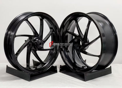 We manufacture premium quality forged motorcycle wheels rims for DUCATI PANIGALE V4 V4S V4R V4 SP2 in any design, size, color.

Wheel sizes (motorcycle spec):

Front: 3.5 x 17

Rear: 6 x 17

Weight:

Front: 4.1 kg (9.04 lbs)

Rear: 3.75 kg (8.27 lbs)


Finishing: Satin Black

Forza Performance Group engineers and manufactures each forged motorcycle wheel individually per order. This ensures precise fitment, uncompromised strength, and unique styling. Whether for racing, touring, or daily use — our wheels ar