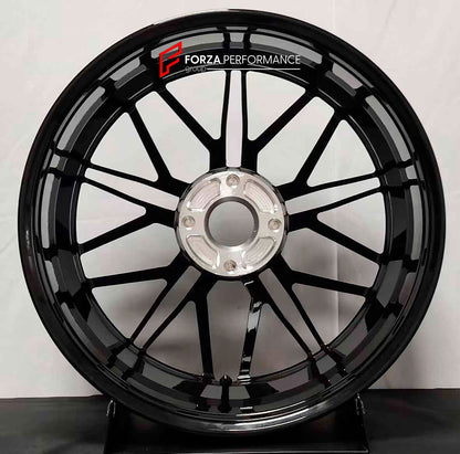 We manufacture premium quality forged motorcycle wheels rims for DUCATI DIAVEL 1200 1260 V4 in any design, size, color.

Wheel sizes (motorcycle spec):

Front: 3.5 x 17

Rear: 8.0 x 17

Finishing: Gloss Black with Machined Face + Gloss Red