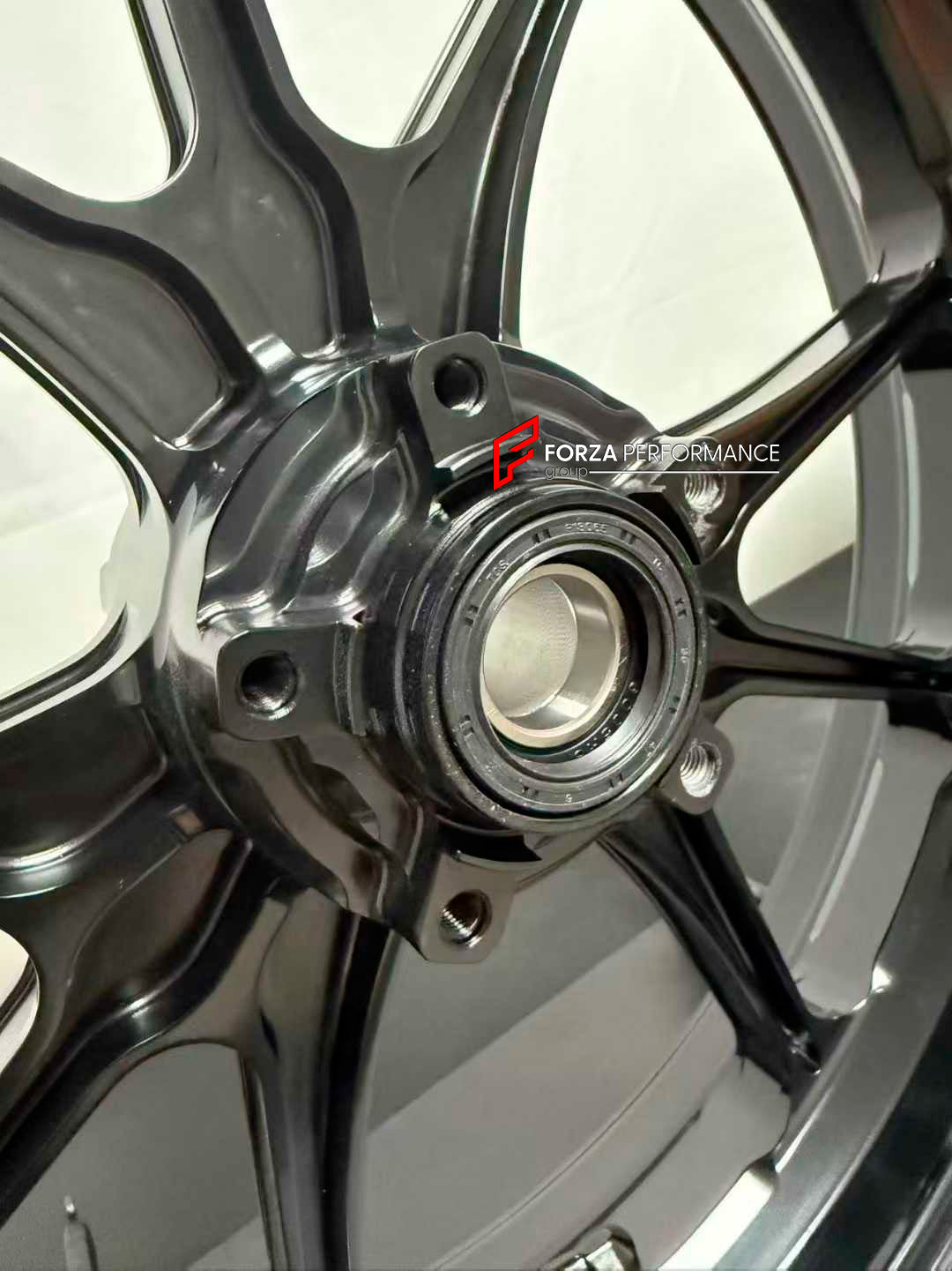 CUSTOM FORGED WHEELS RIMS for DUCATI DIAVEL 1200 1600 V4