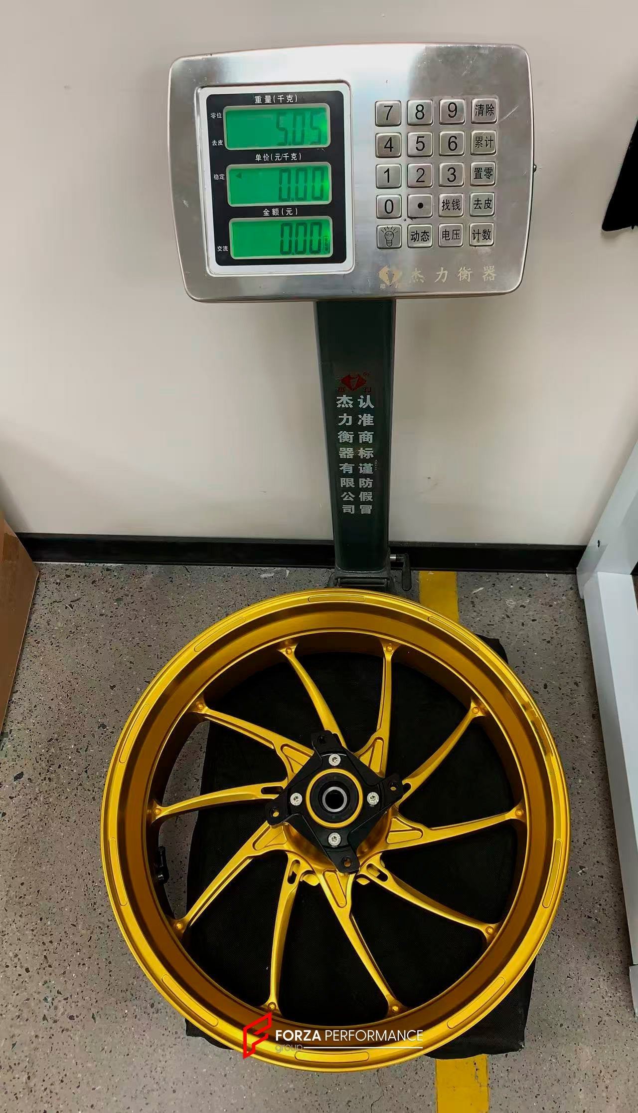 We manufacture premium quality forged motorcycle wheels rims for KAWASAKI ZX4R ZX4RSE in any design, size, color.

Wheel sizes (motorcycle spec):

Front: 3.5 x 17

Rear: 4.5 x 17

Weight:

Front: 5.05 kg (11.13 lbs)

Rear: 5.05 kg (11.13 lbs)


Finishing: Satin Gold

Forza Performance Group engineers and manufactures each forged motorcycle wheel individually per order. This ensures precise fitment, uncompromised strength, and unique styling. Whether for racing, touring, or daily use — our wheels are built f