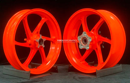 We manufacture premium quality forged motorcycle wheels rims for KTM 790 890 in any design, size, color.

Wheel sizes (motorcycle spec):

Front: 3.5 x 17

Rear: 5.5 x 17

Weight:

Front: 3.35 kg (7.38 lbs)

Rear: 4.75 kg (10.47 lbs)


Finishing: KTM Orange

Forza Performance Group engineers and manufactures each forged motorcycle wheel individually per order. This ensures precise fitment, uncompromised strength, and unique styling. Whether for racing, touring, or daily use — our wheels are built for both pe