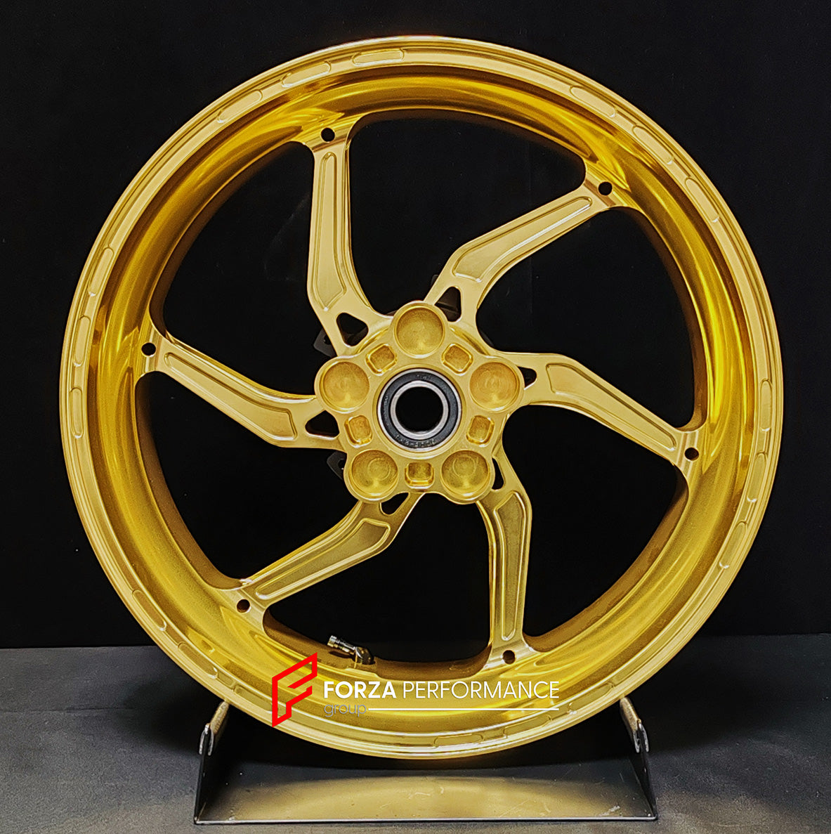 We manufacture premium quality forged motorcycle wheels rims for SUZUKI HAYABUSA in any design, size, color.

Wheel sizes (motorcycle spec):

Front: 3.5 x 17

Rear: 6 x 17

Weight:

Front: 4.65 kg (10.25 lbs)

Rear: 5.4 kg (11.9 lbs)


Finishing: Satin Gold

Forza Performance Group engineers and manufactures each forged motorcycle wheel individually per order. This ensures precise fitment, uncompromised strength, and unique styling. Whether for racing, touring, or daily use — our wheels are built for both p