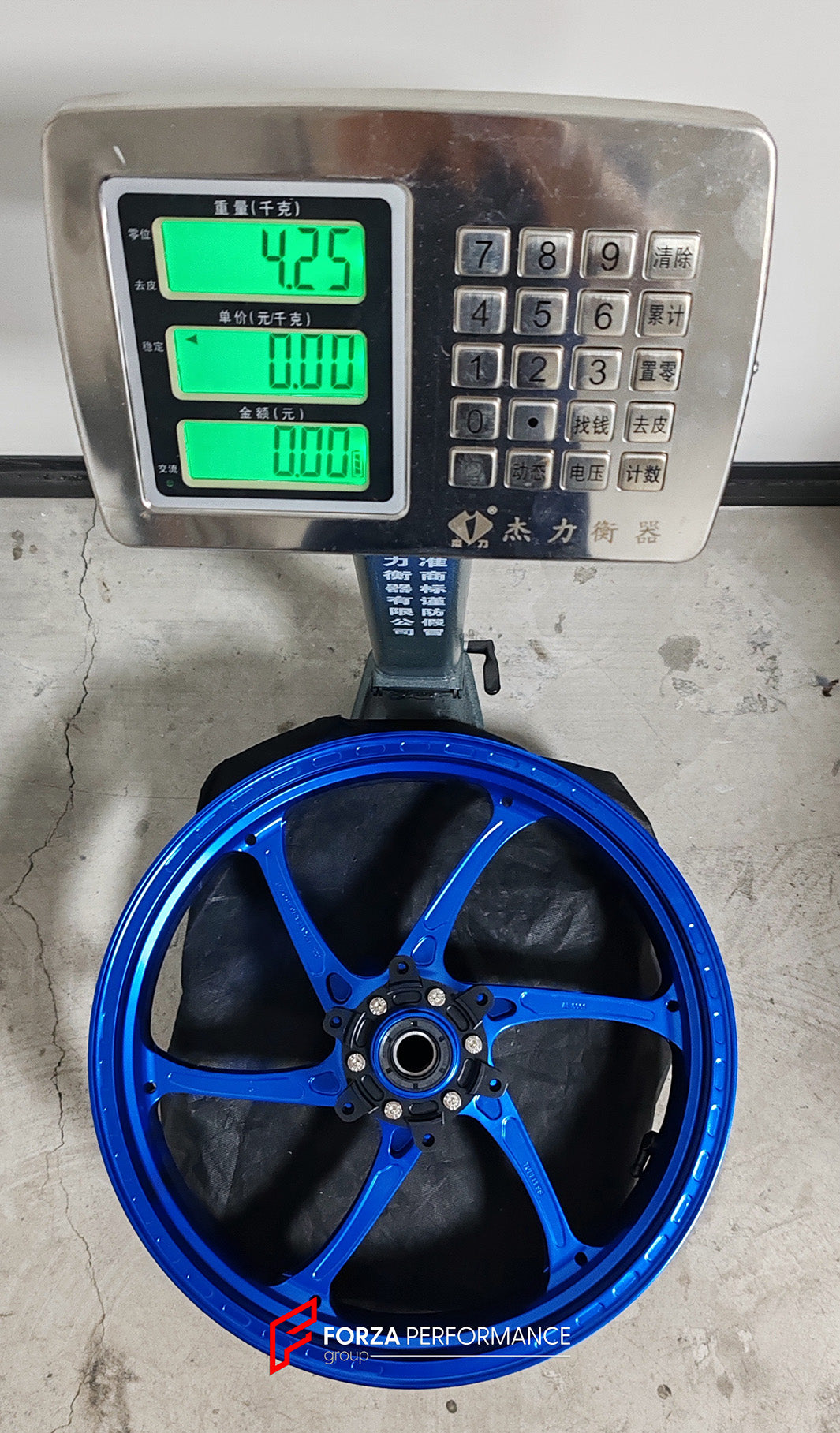 We manufacture premium quality forged motorcycle wheels rims for QJMOTOR in any design, size, color.

Wheel sizes (motorcycle spec):

Front: 3.5 x 17

Rear: 6 x 17

Weight:

Front: 4.25 kg (9.37 lbs)

Rear: 4.85 kg (10.69 lbs)


Finishing: Gloss Blue

Forza Performance Group engineers and manufactures each forged motorcycle wheel individually per order. This ensures precise fitment, uncompromised strength, and unique styling. Whether for racing, touring, or daily use — our wheels are built for both performa
